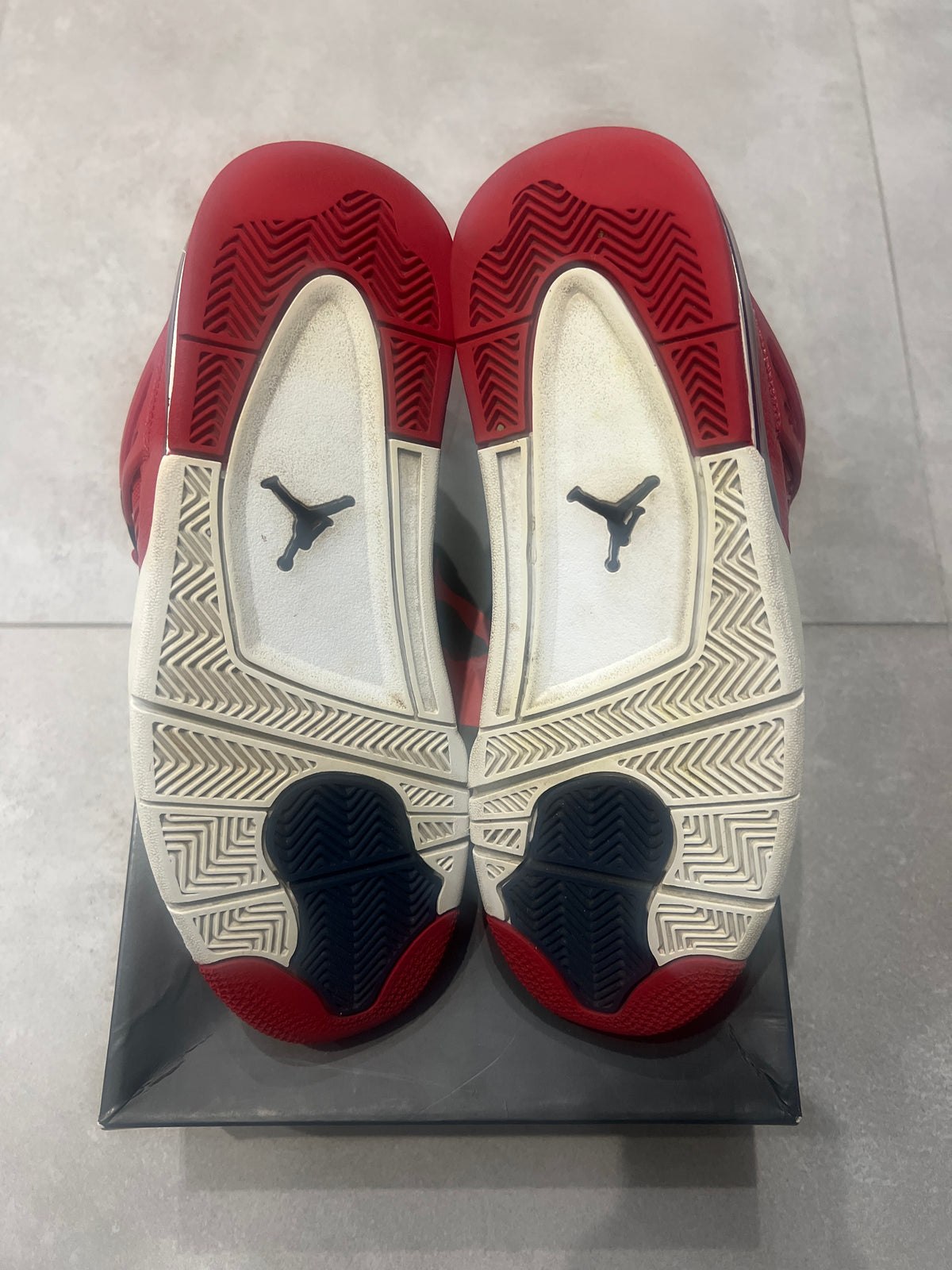 Jordan 4 Fiba