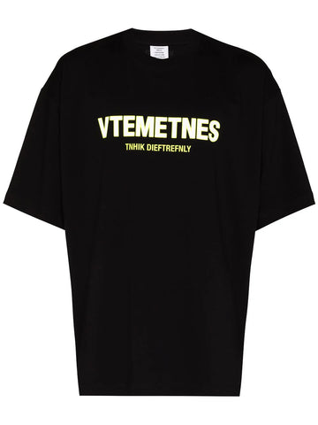 Vetements Think Differently VTEMETNES Tee Black