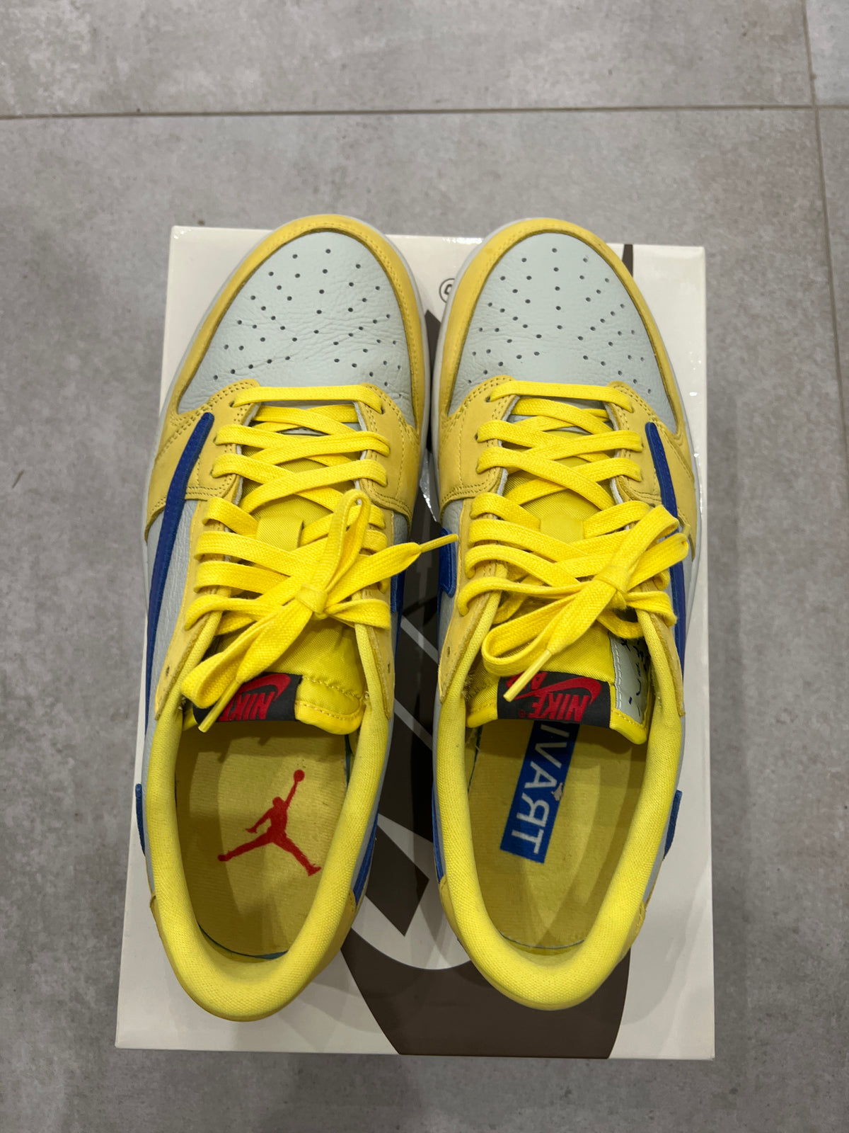 Jordan 1 Low x Travis Scott Canary