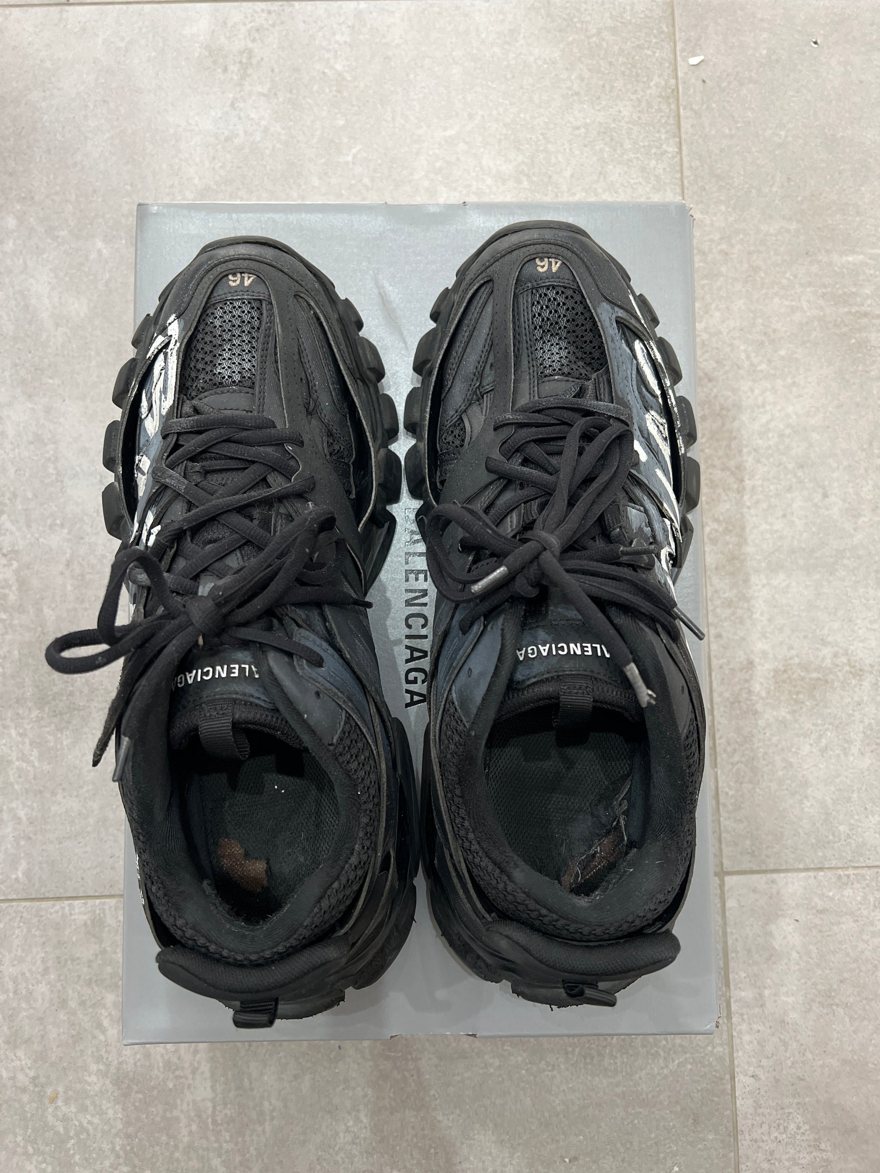 Balenciaga Track Signature Black