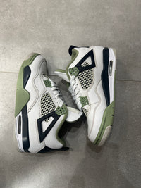 Jordan 4 Seafoam