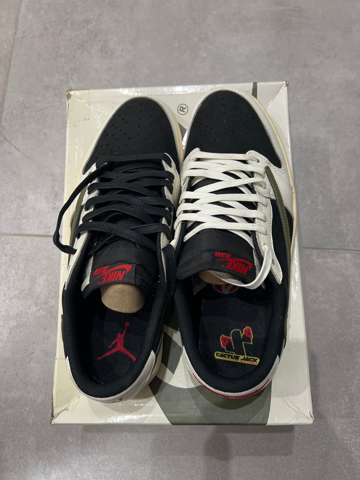 Jordan 1 Low x Travis Scott Olive