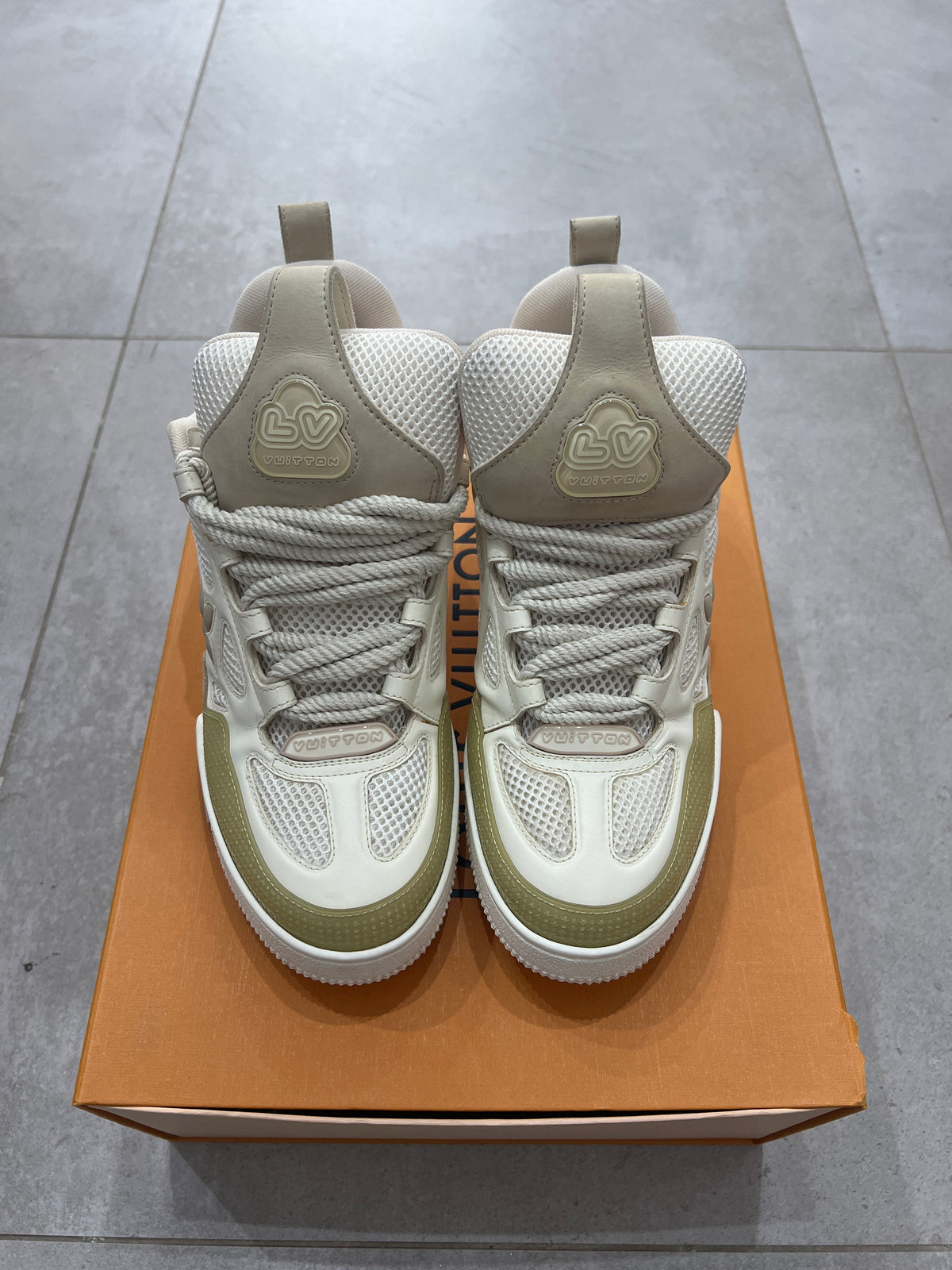 Louis Vuitton Skate Beige White