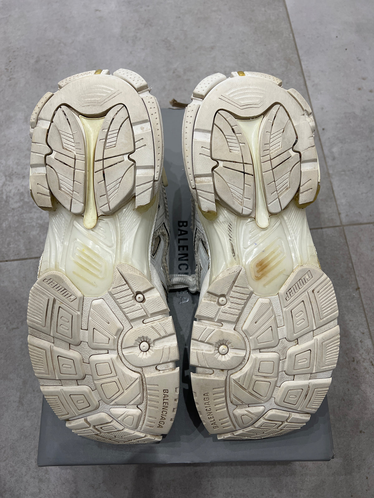 Balenciaga Runner White