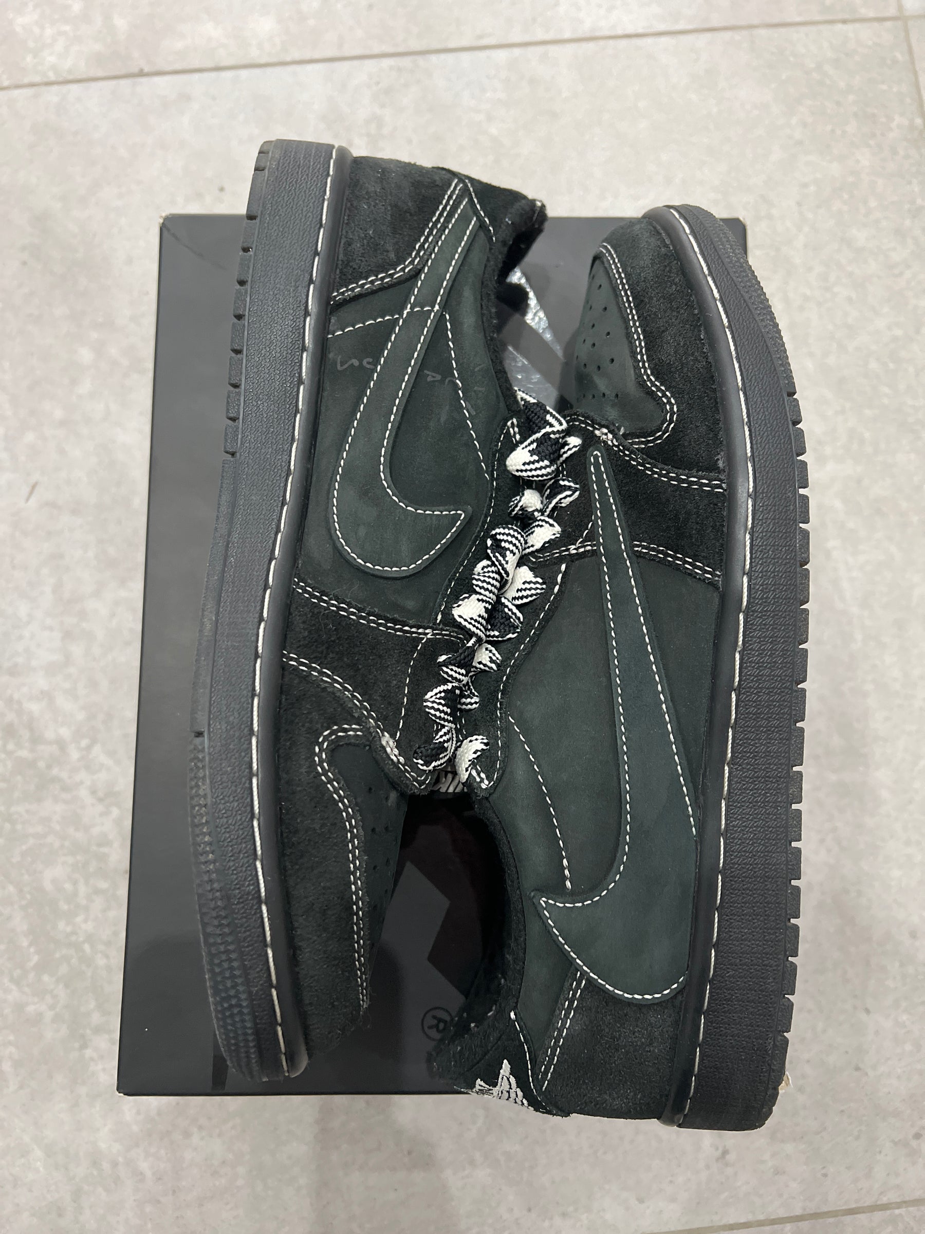 Jordan 1 x Travis Scott Black Phantom