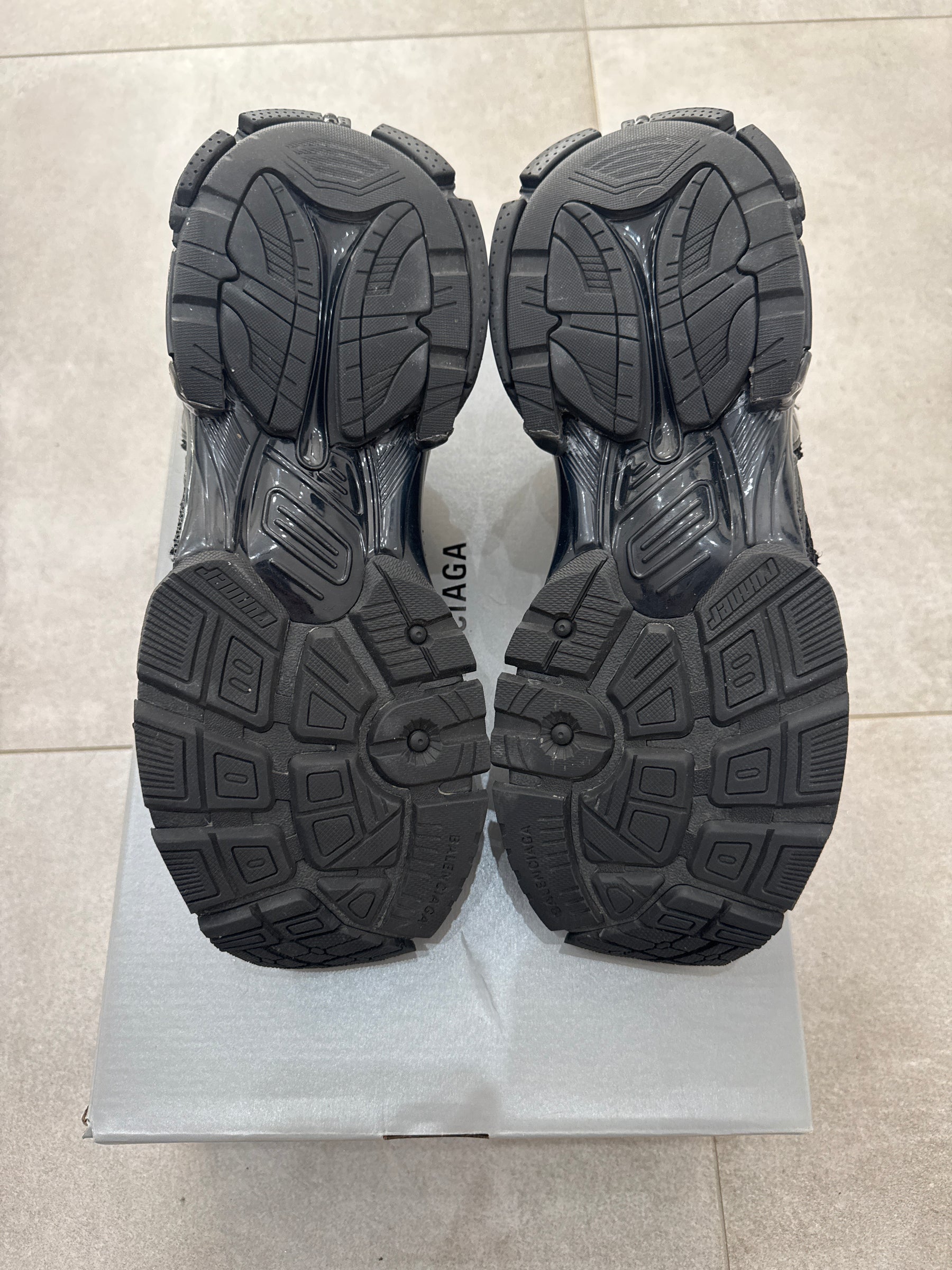 Balenciaga Runner Black