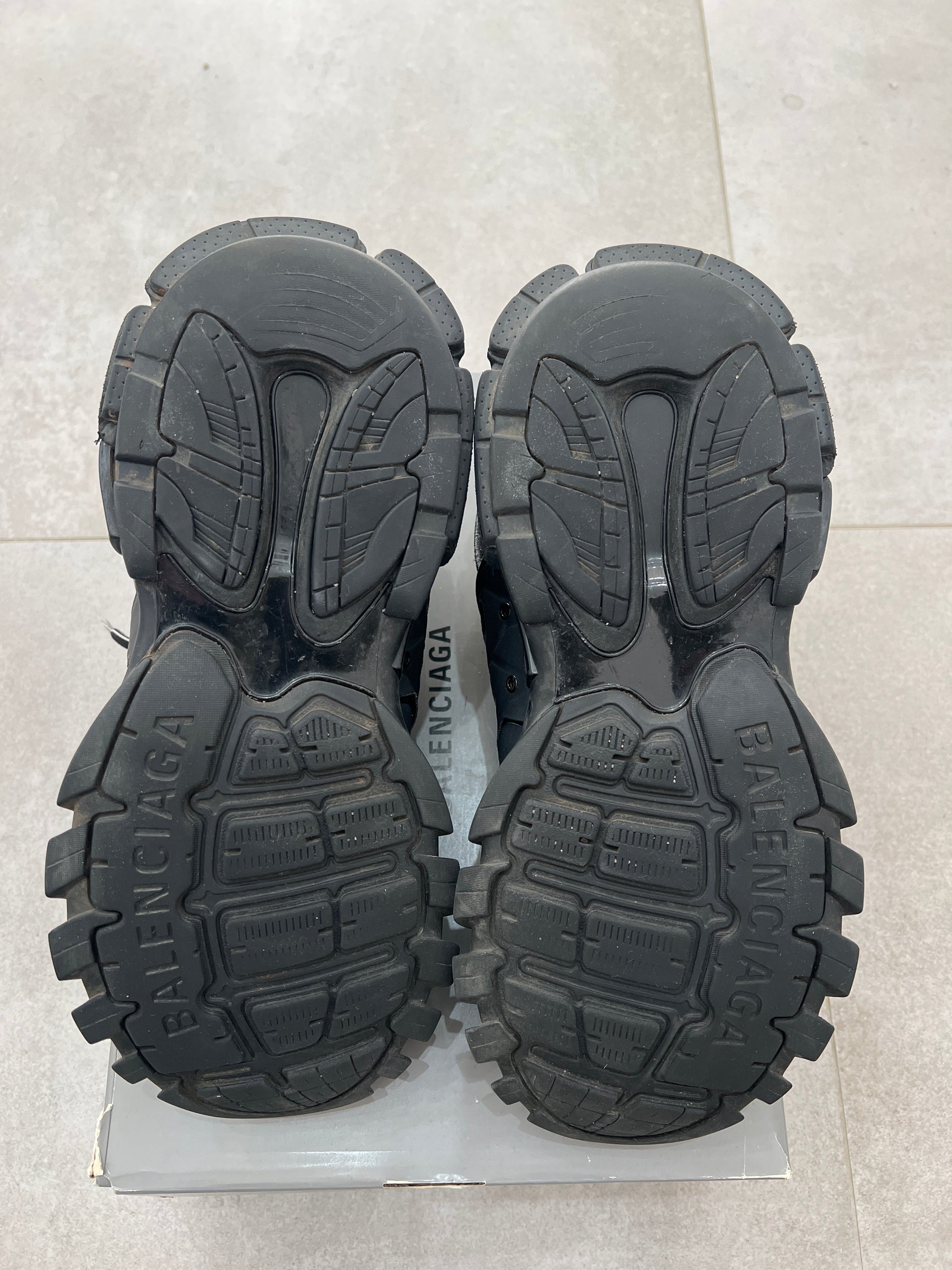 Balenciaga Track Black