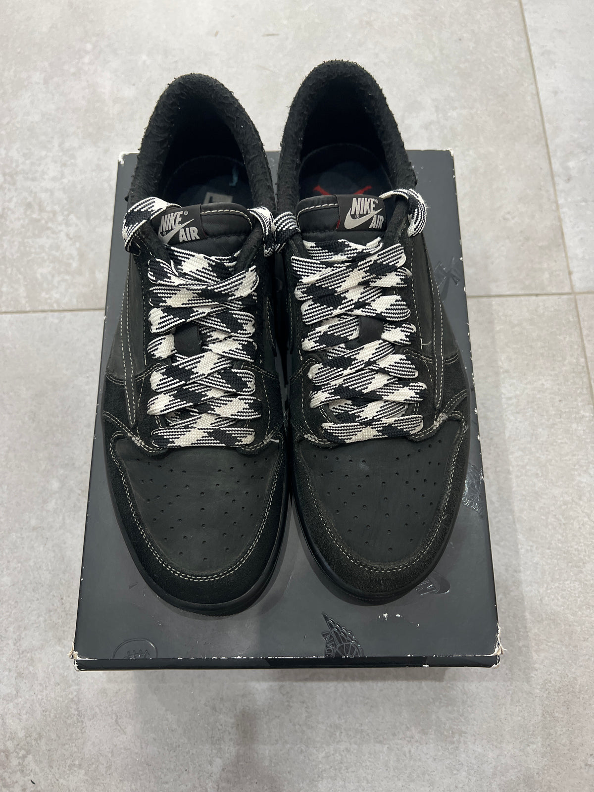 Jordan 1 Low x Travis Scott Black Phantom