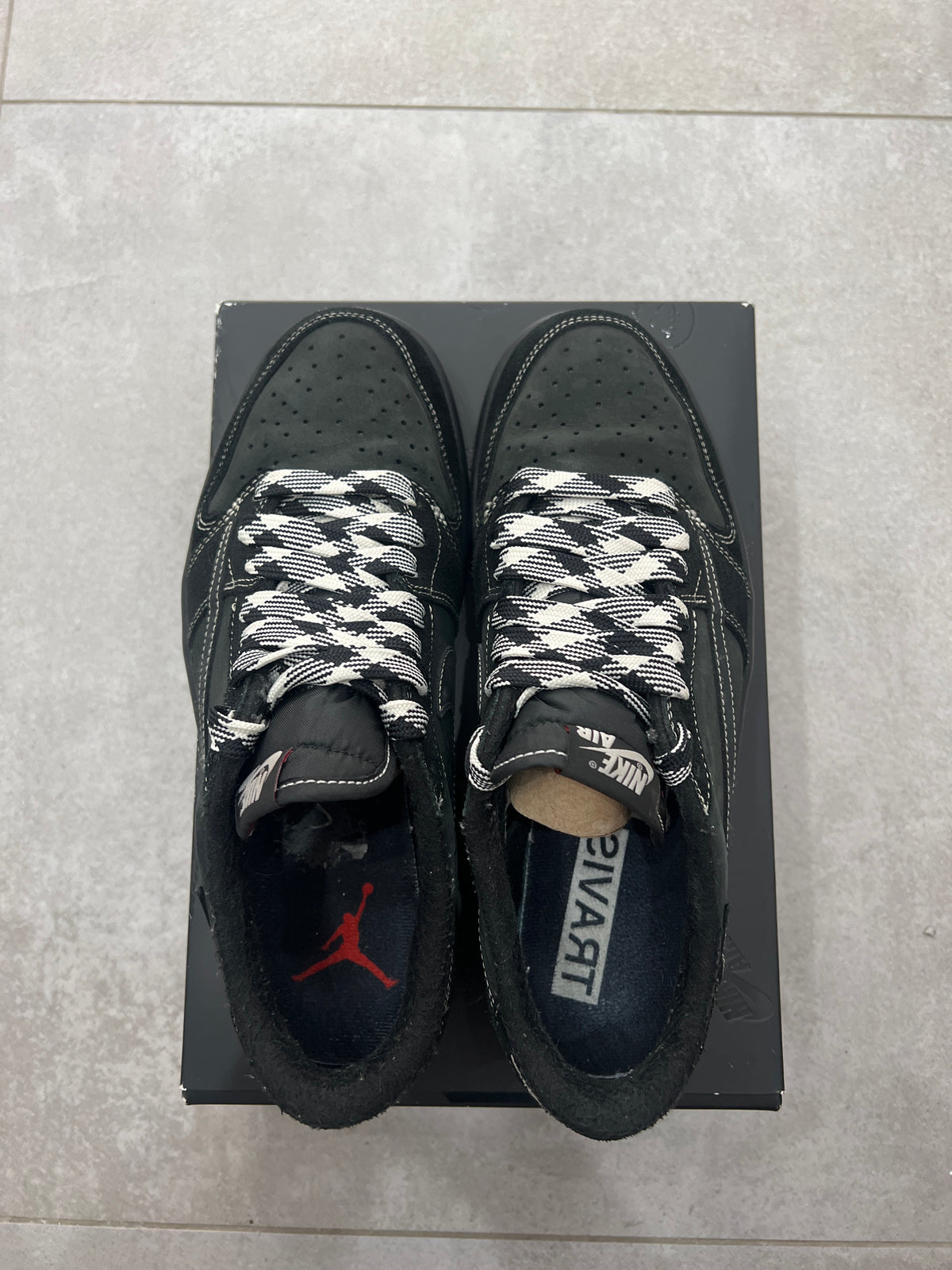 Jordan 1 Low x Travis Scott „Black Phantom”