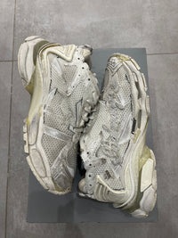 Balenciaga Runner Diamond Logo