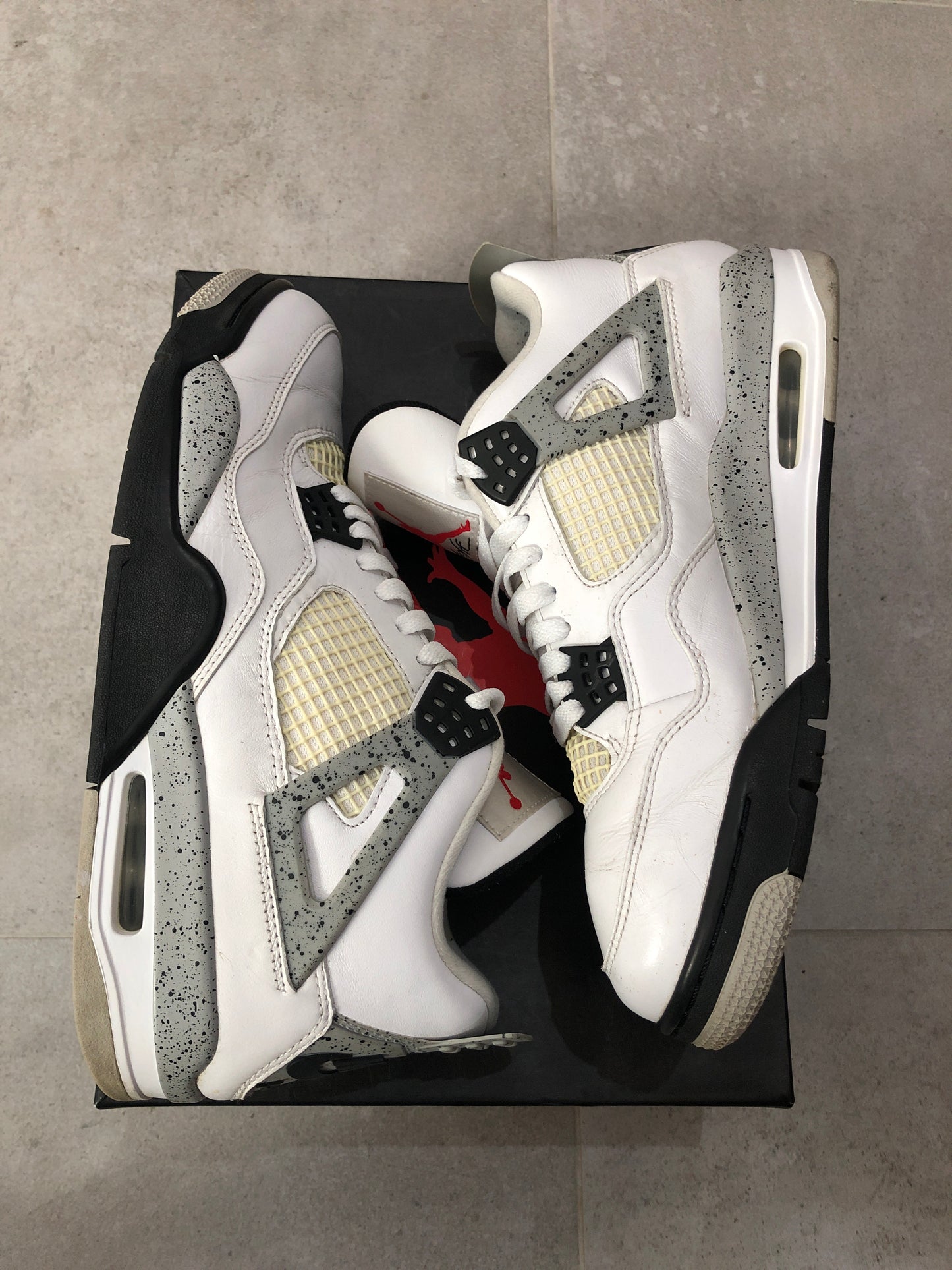 Jordan 4 White Cement