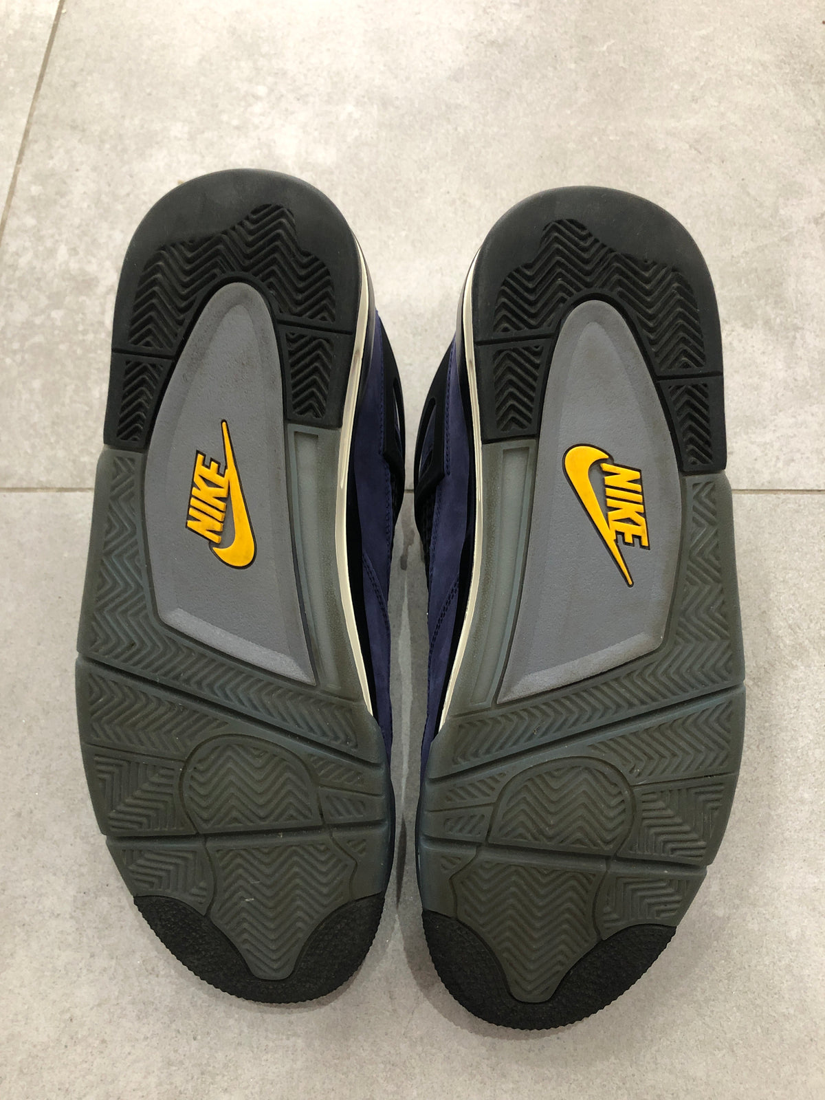 Jordan 4 Lakers