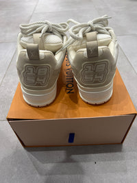 Louis Vuitton Skate Beige