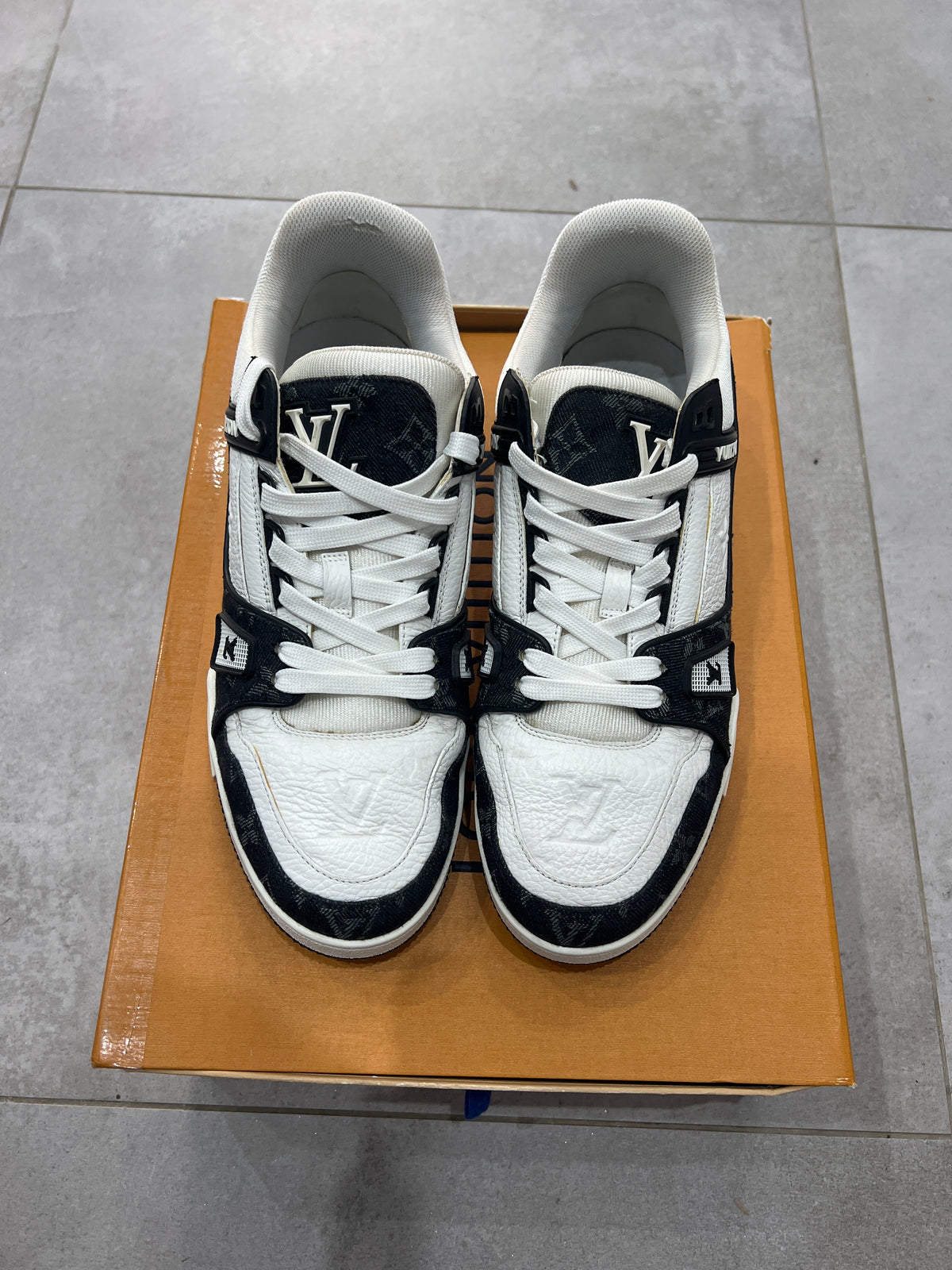 Louis Vuitton Trainer Denim Black
