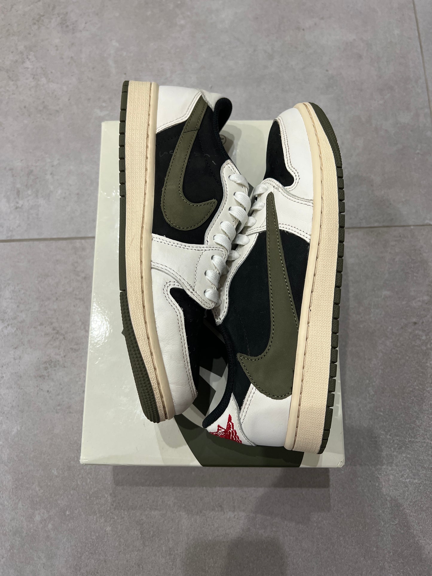 Jordan 1 Low x Travis Scott Olive