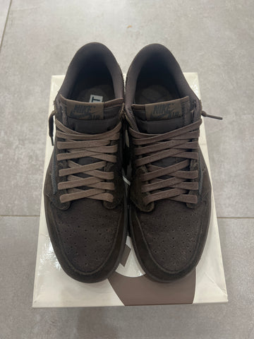 Jordan 1 Low x Travis Scott Velvet Brown