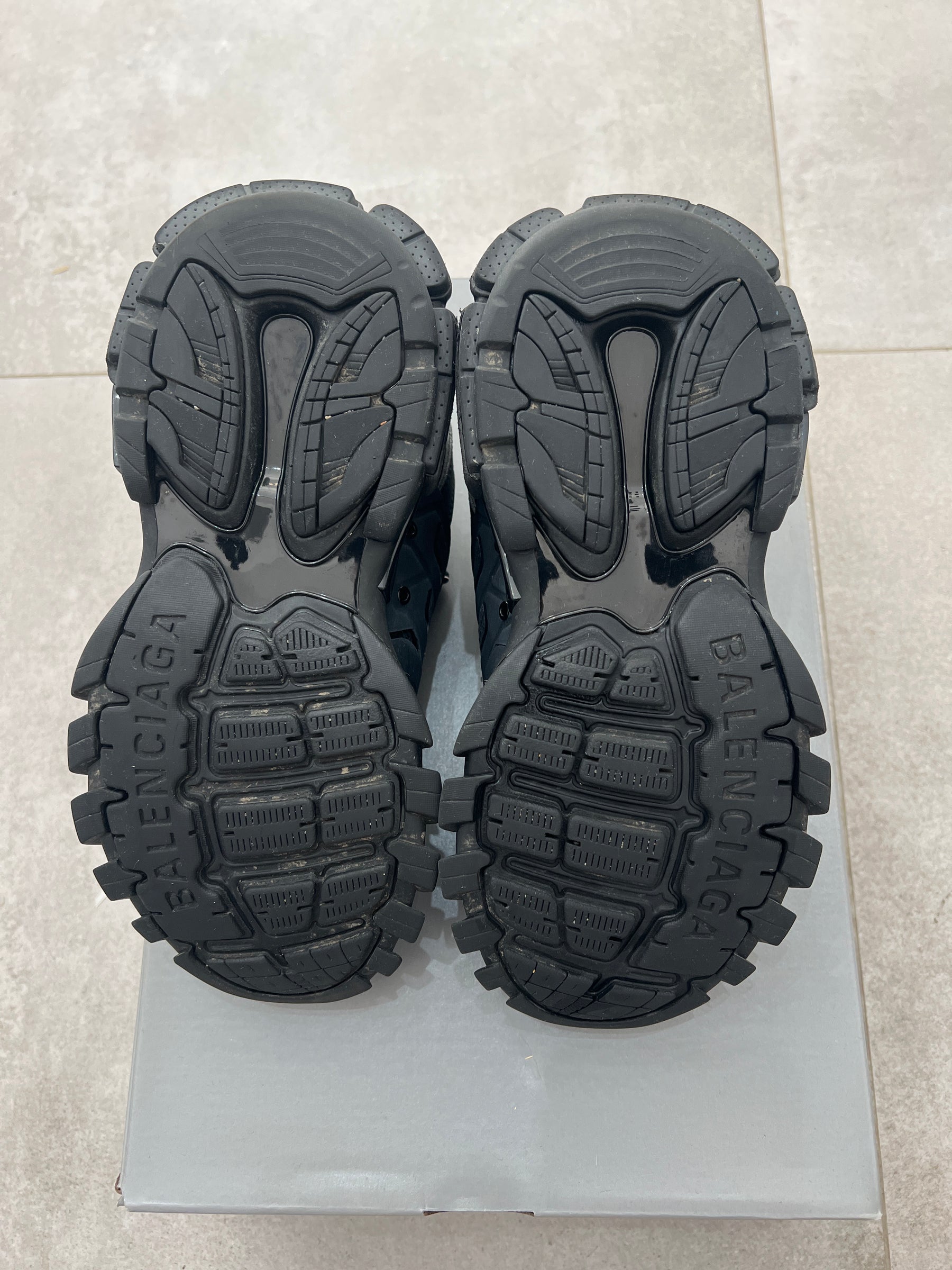 Balenciaga Track Black