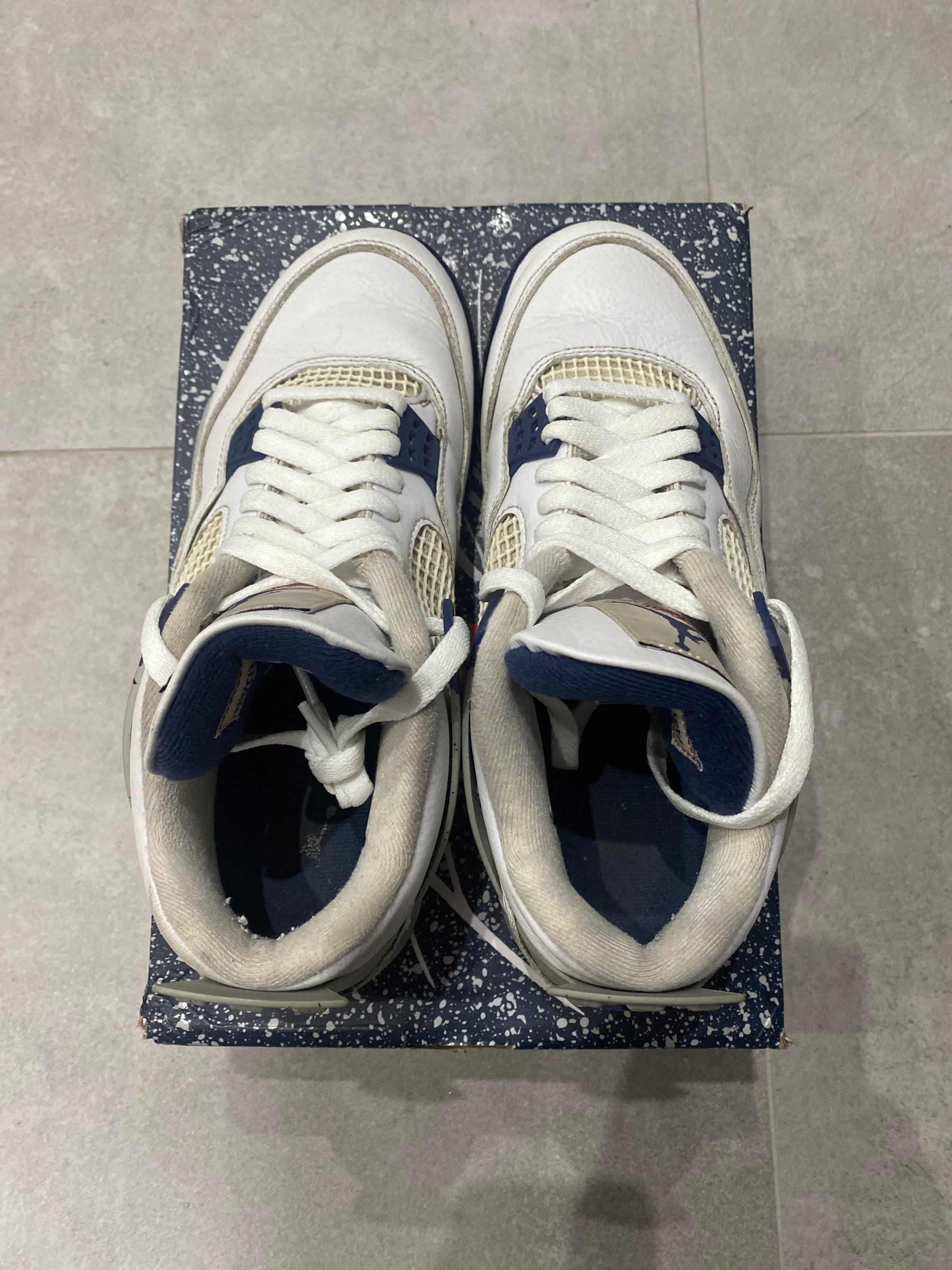 Jordan 4 Midnight Navy