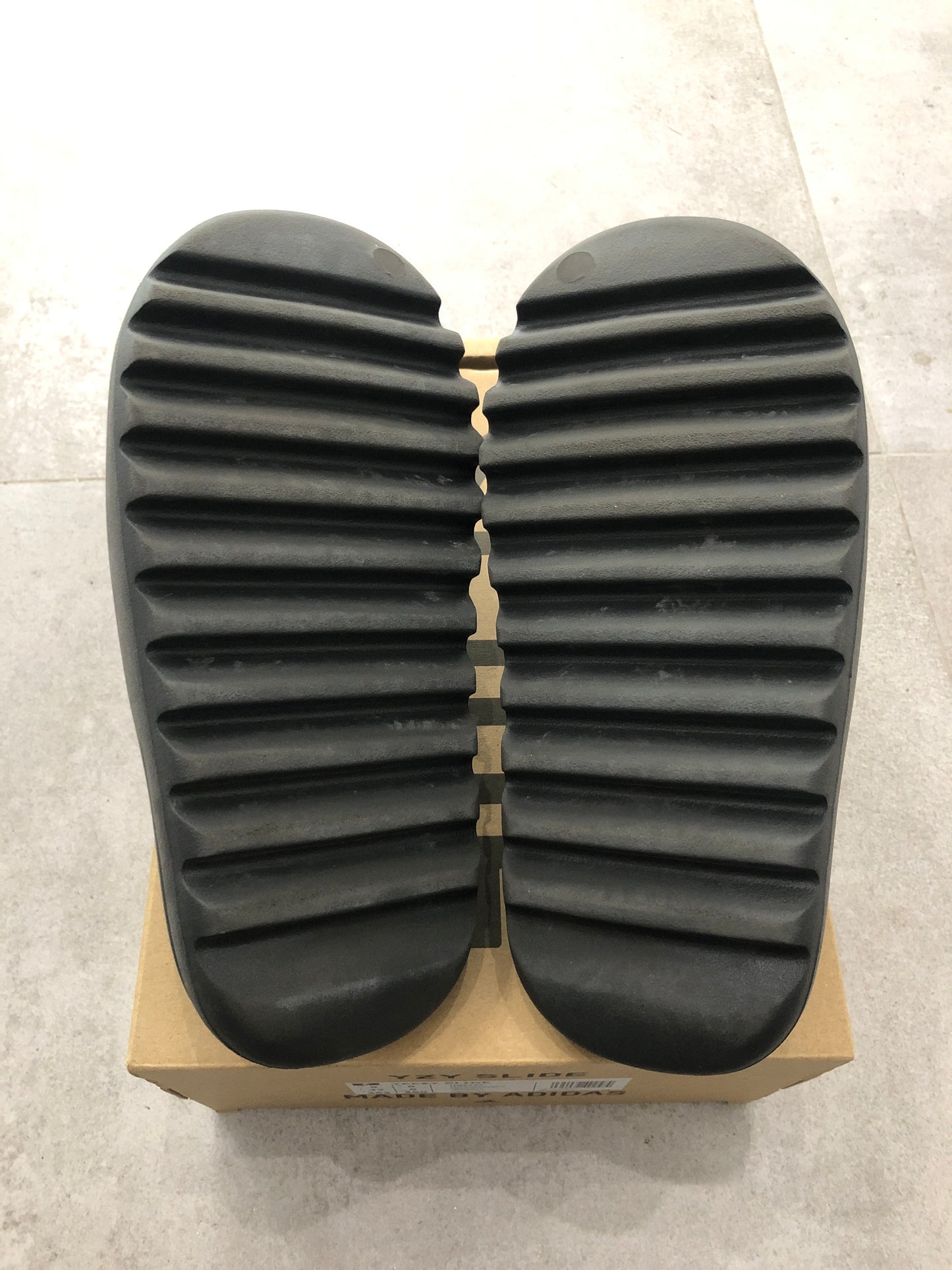 Yeezy Slide Onyx