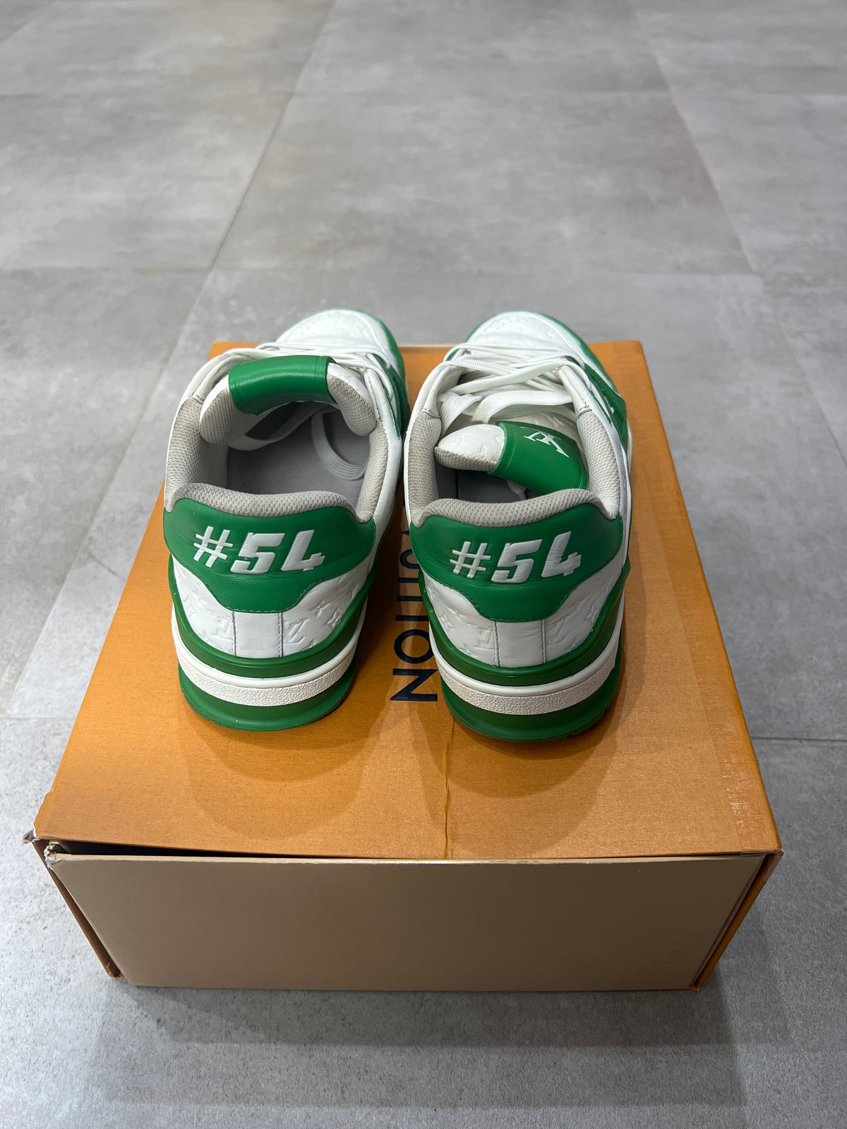 Louis Vuitton Trainer Signature #54 White/Green