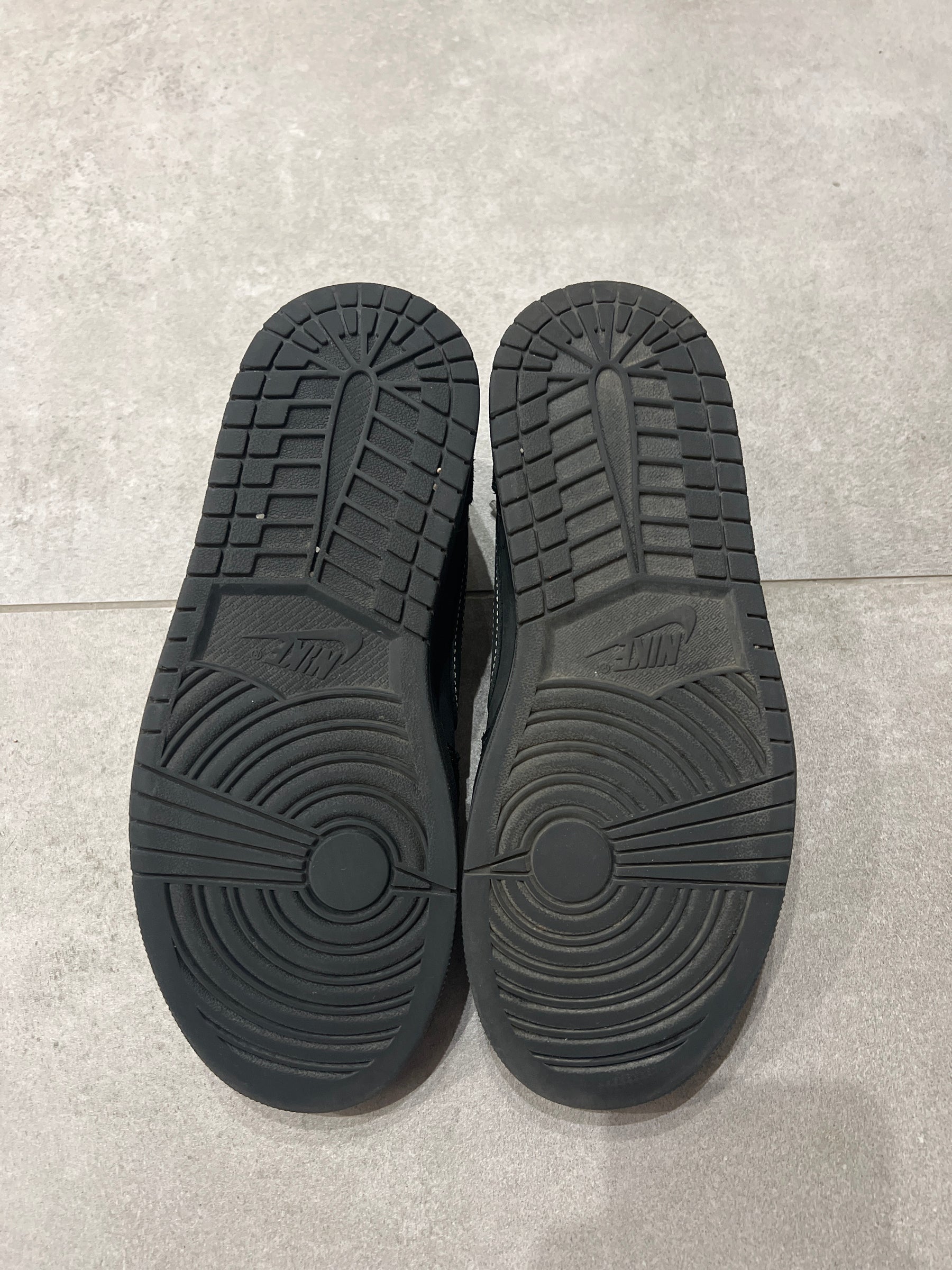 Jordan 1 Low x Travis Scott Black Phantom