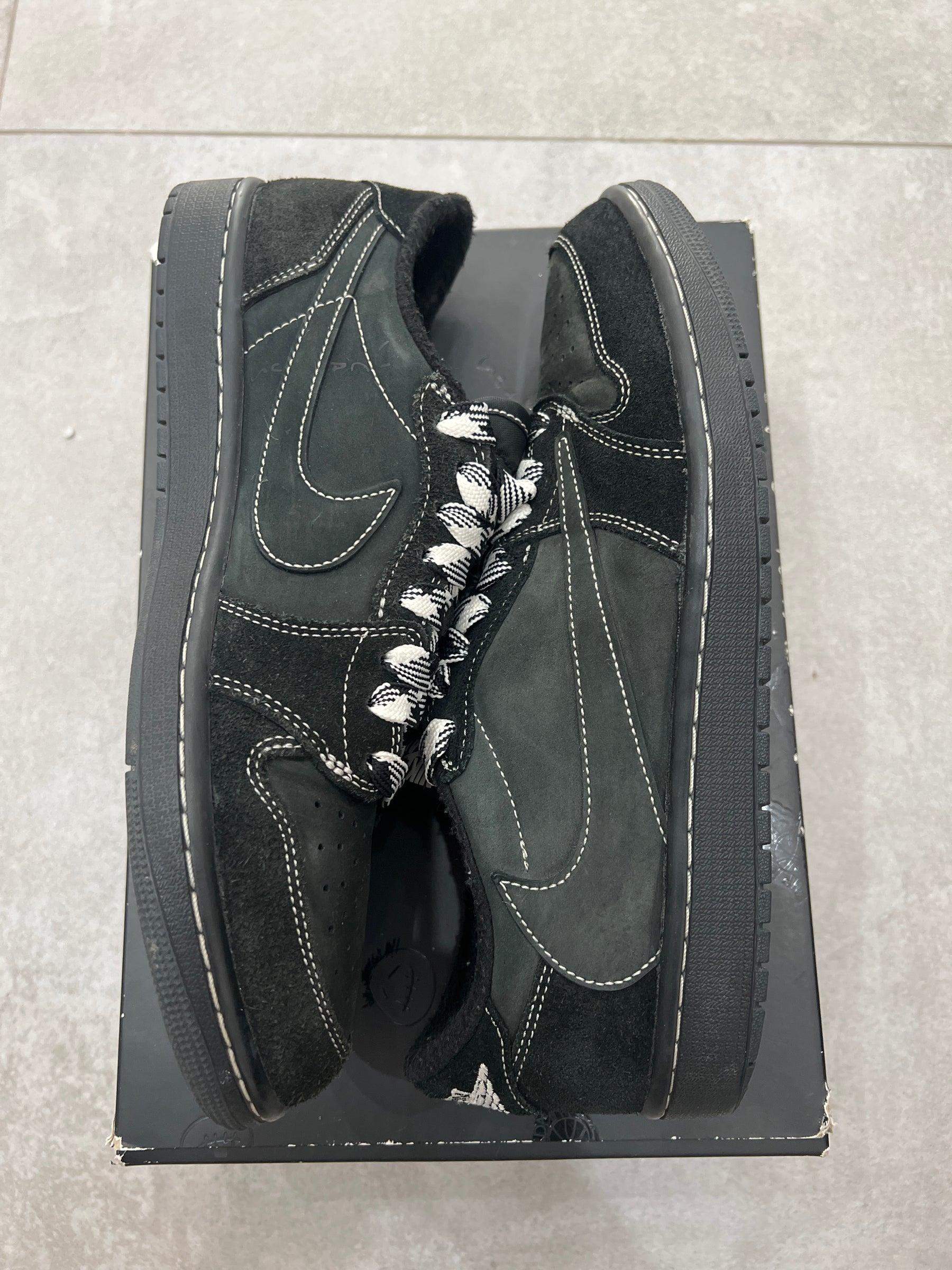Jordan 1 x Travis Scott „Black Phantom”