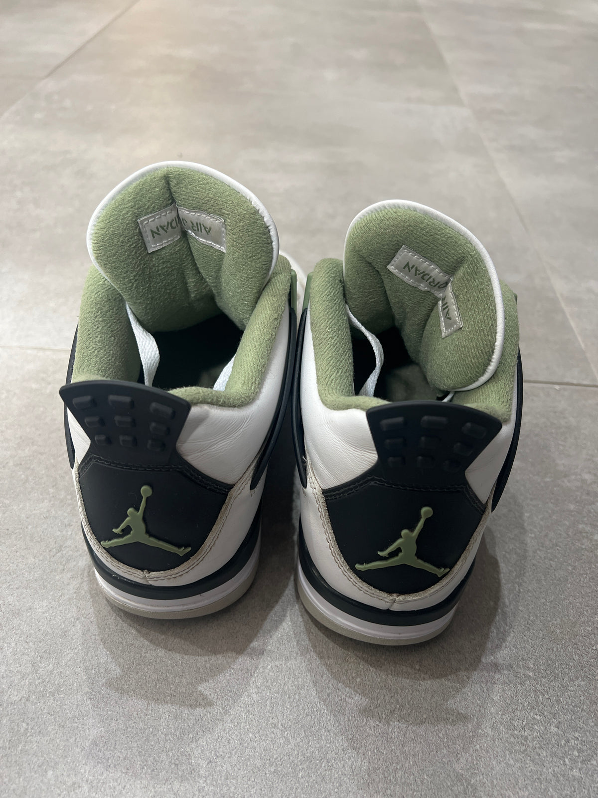 Jordan 4 Seafoam