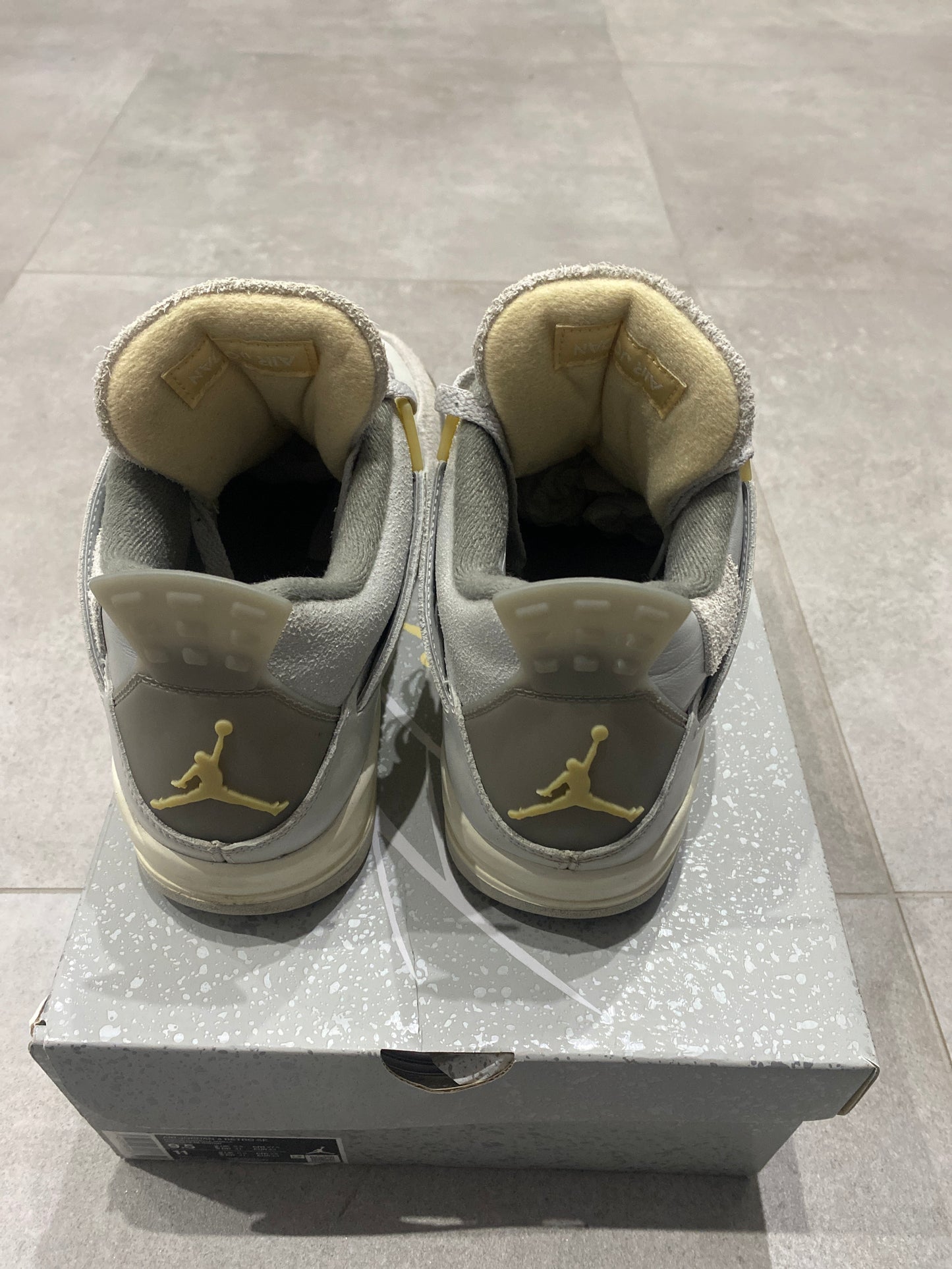 Jordan 4 Photon Dust