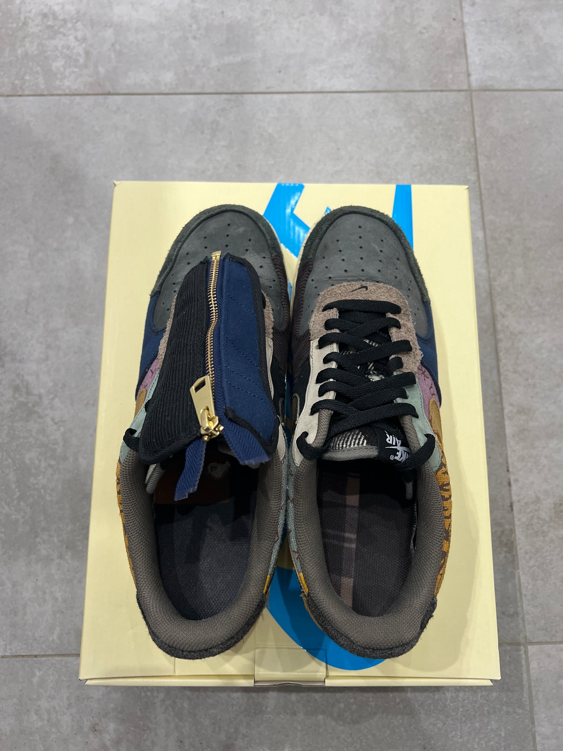 Nike Air Force One x Travis Scott