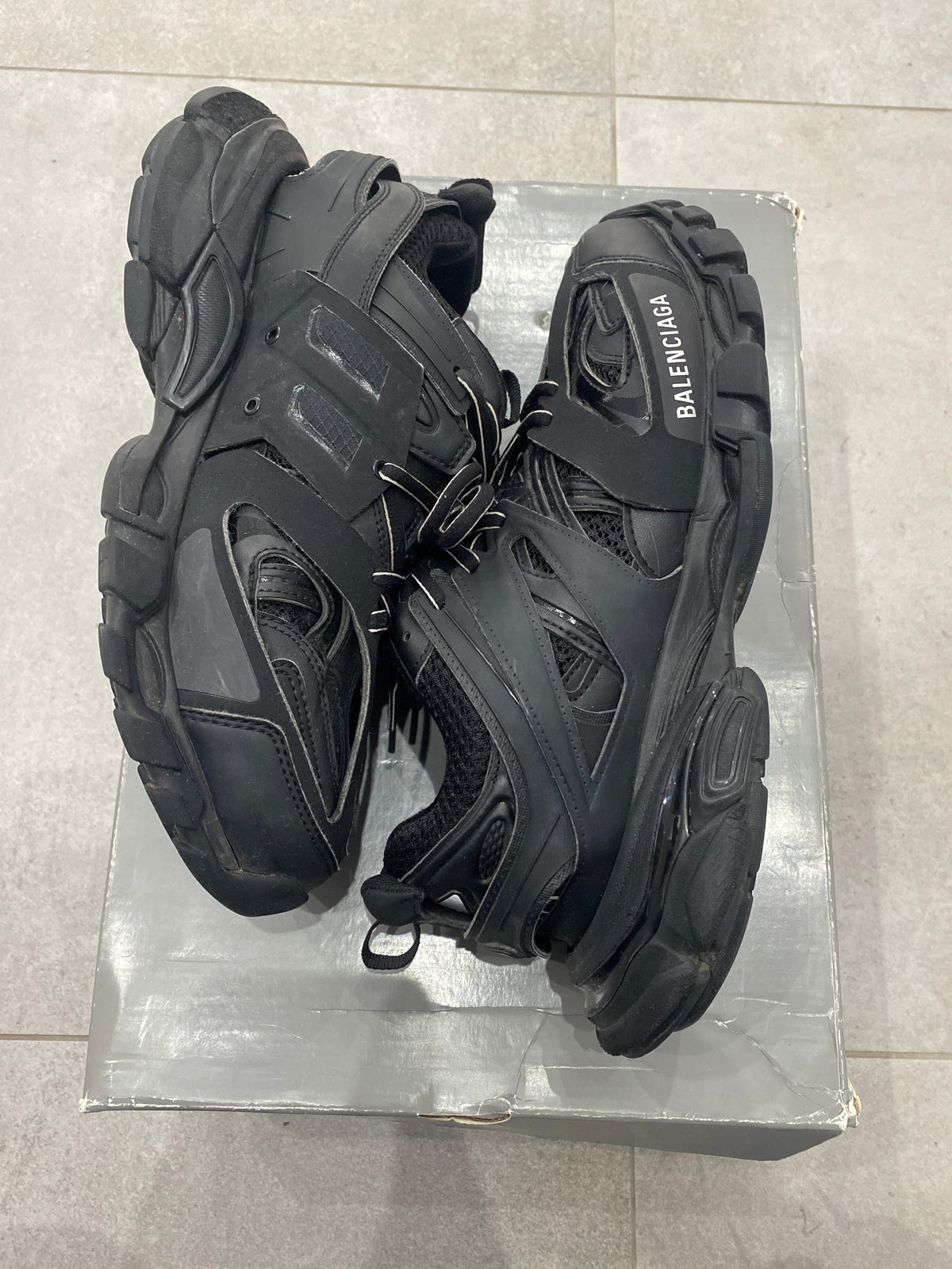 Balenciaga Track Black