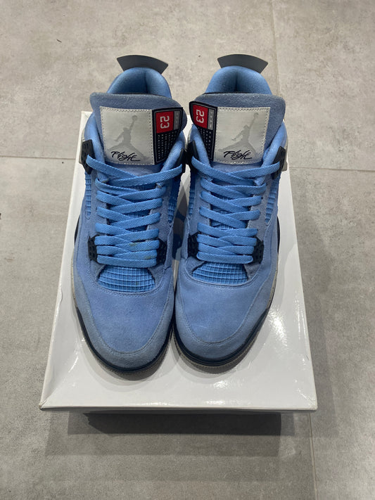 Air Jordan 4 UNC