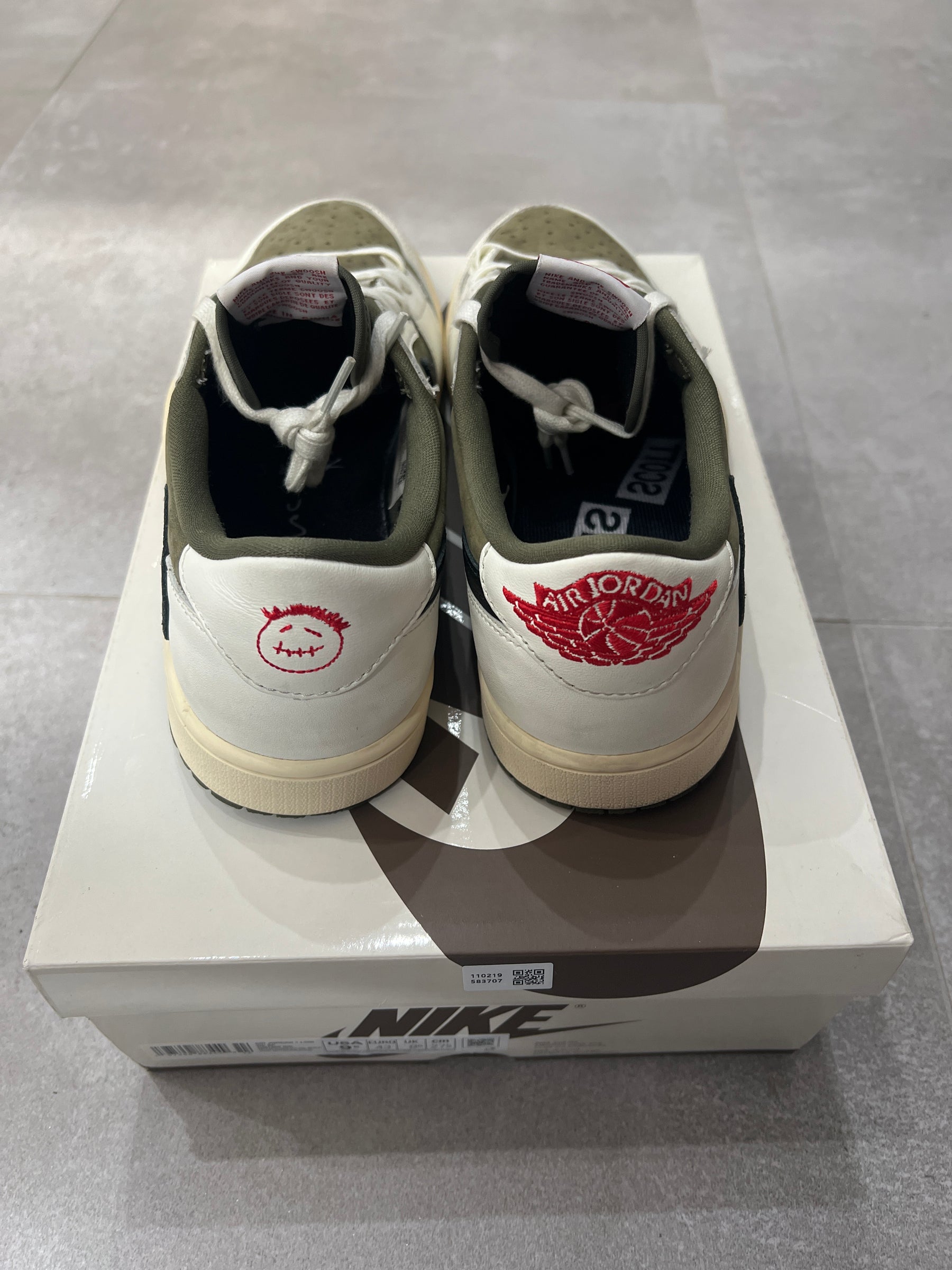 Jordan 1 Low x Travis Scott Medium Olive