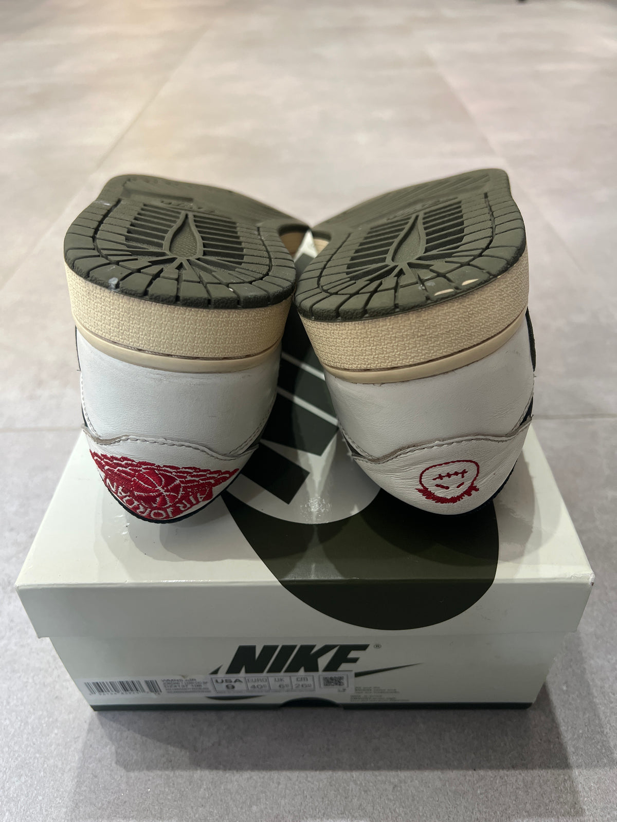 Jordan 1 Low x Travis Scott „Olive”
