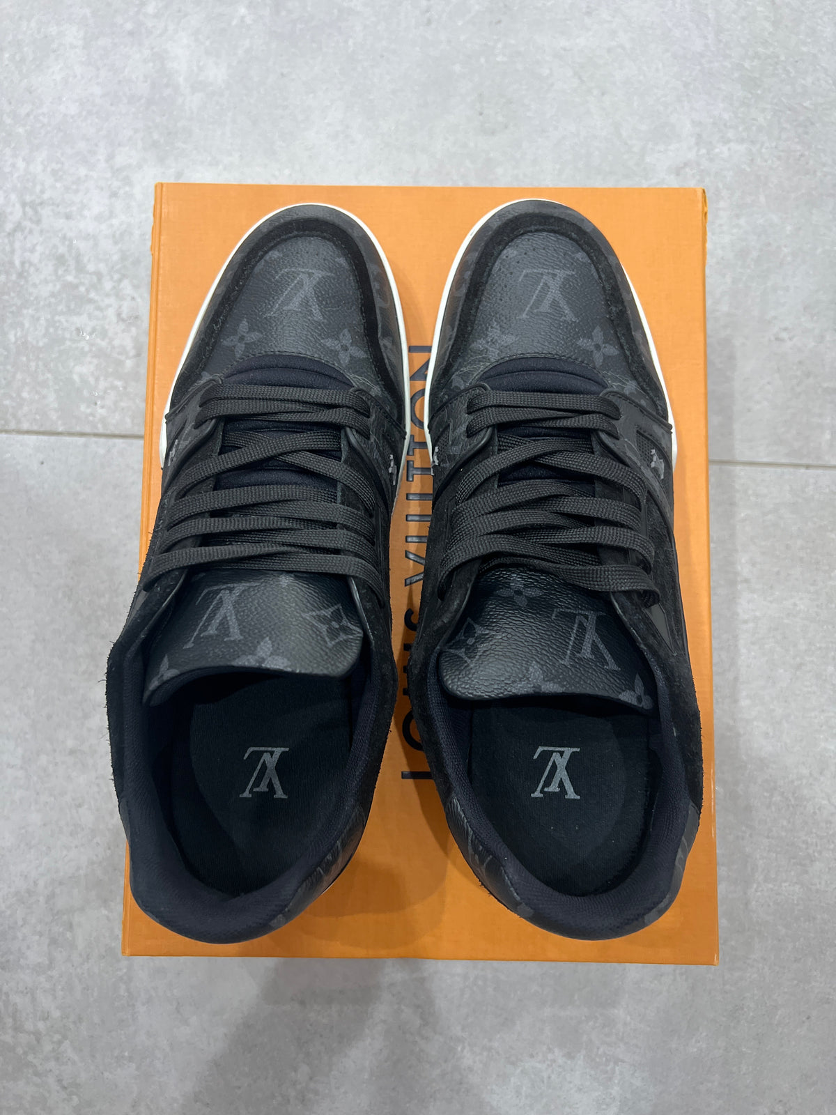 Louis Vuitton Trainer Black Monogram