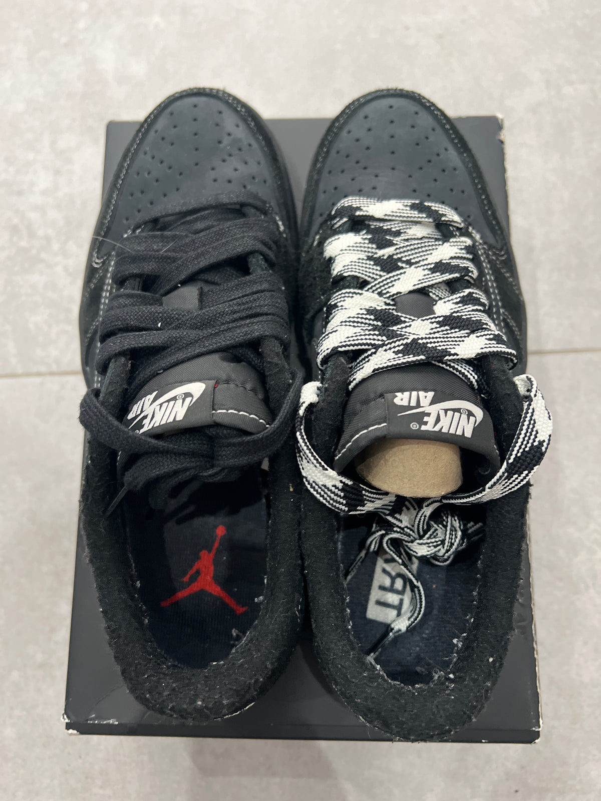 Jordan 1 Low x Travis Scott Black Phantom