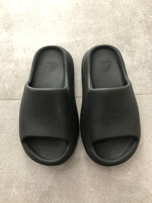 Yeezy Slide Onyx