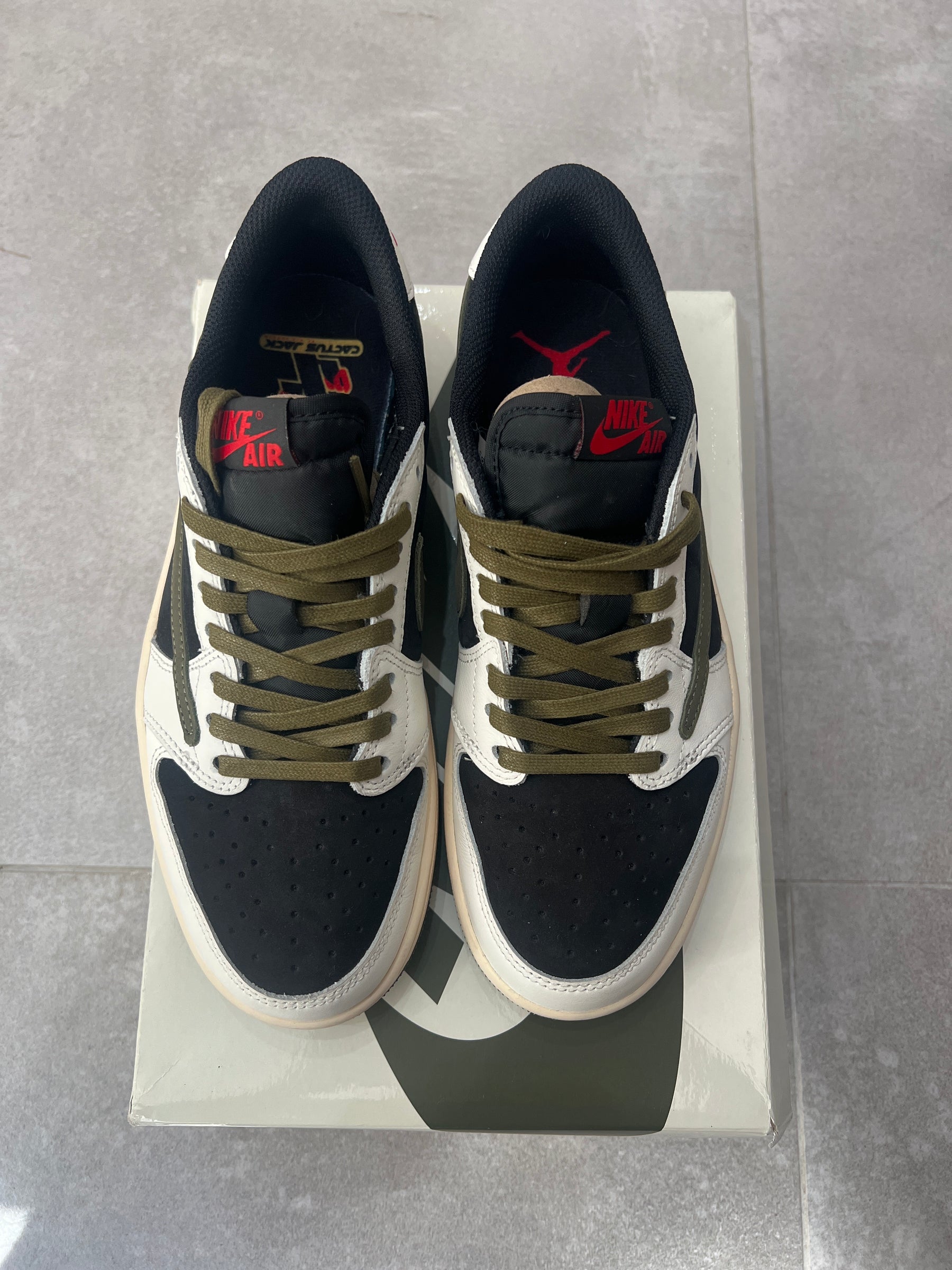 Jordan 1 Low x Travis Scott Olive