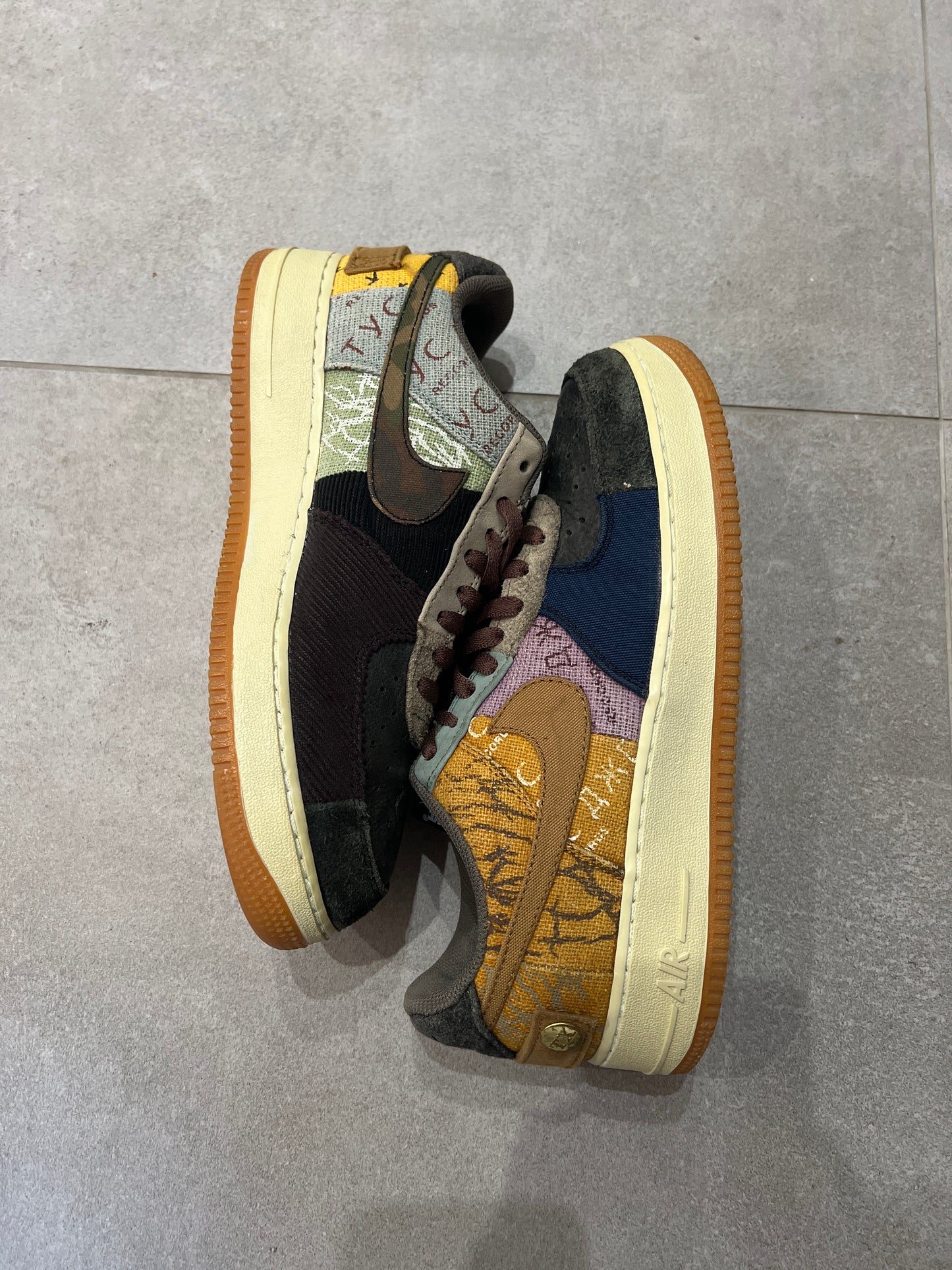 Nike Air Force 1 Low x Travis Scott "Cactus Jack"