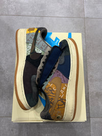 Nike Air Force One x Travis Scott