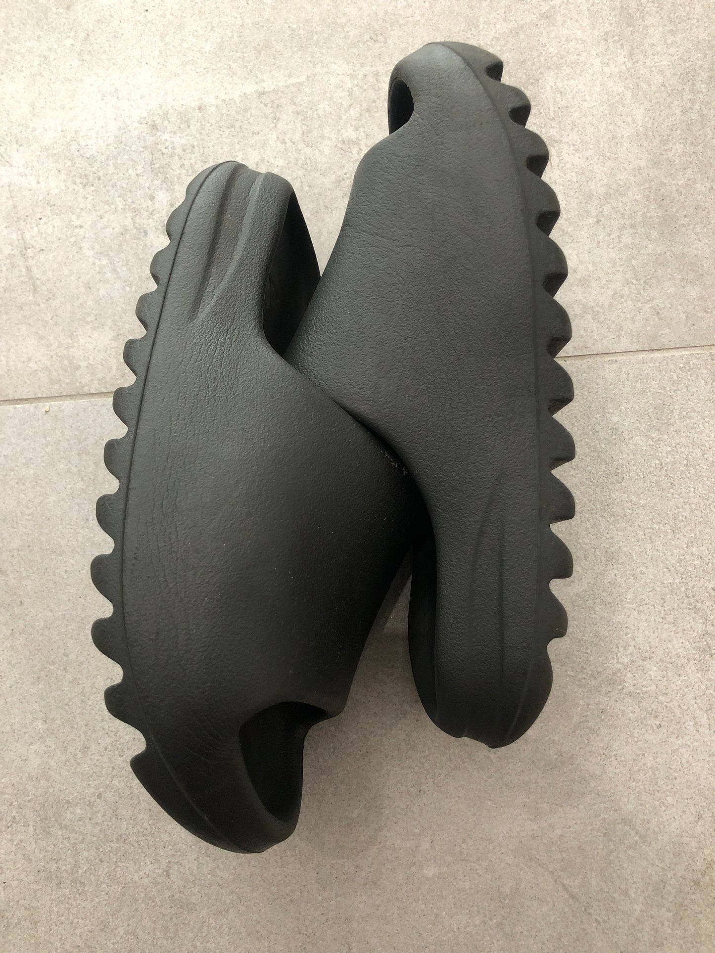 Yeezy Slide Onyx