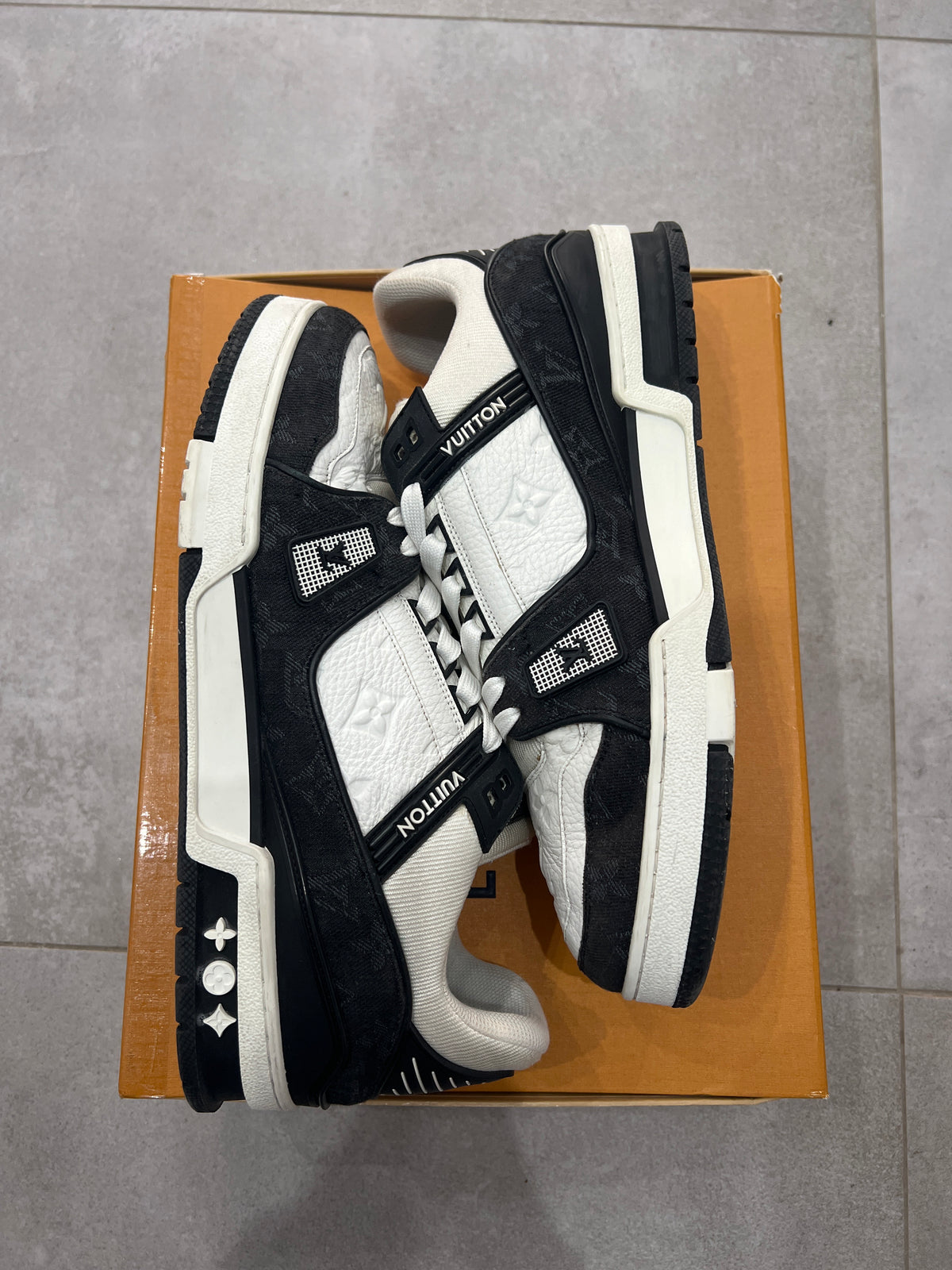 Louis Vuitton Trainer Denim Black