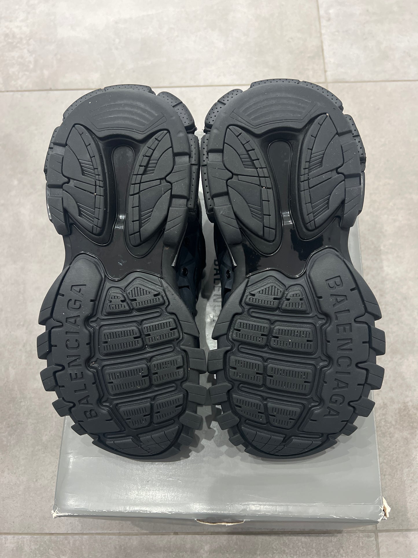 Balenciaga Track Black
