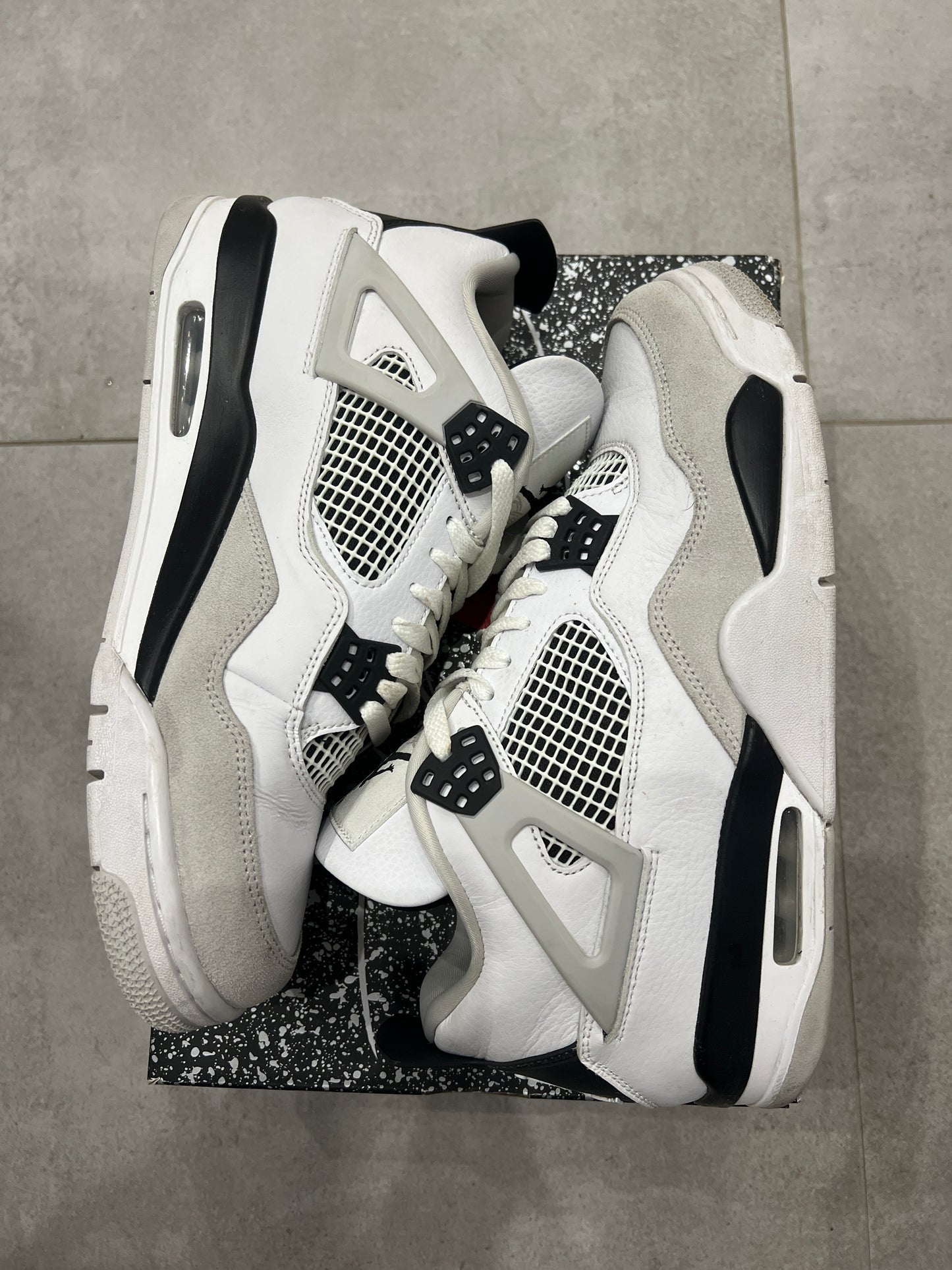 Jordan 4 military black