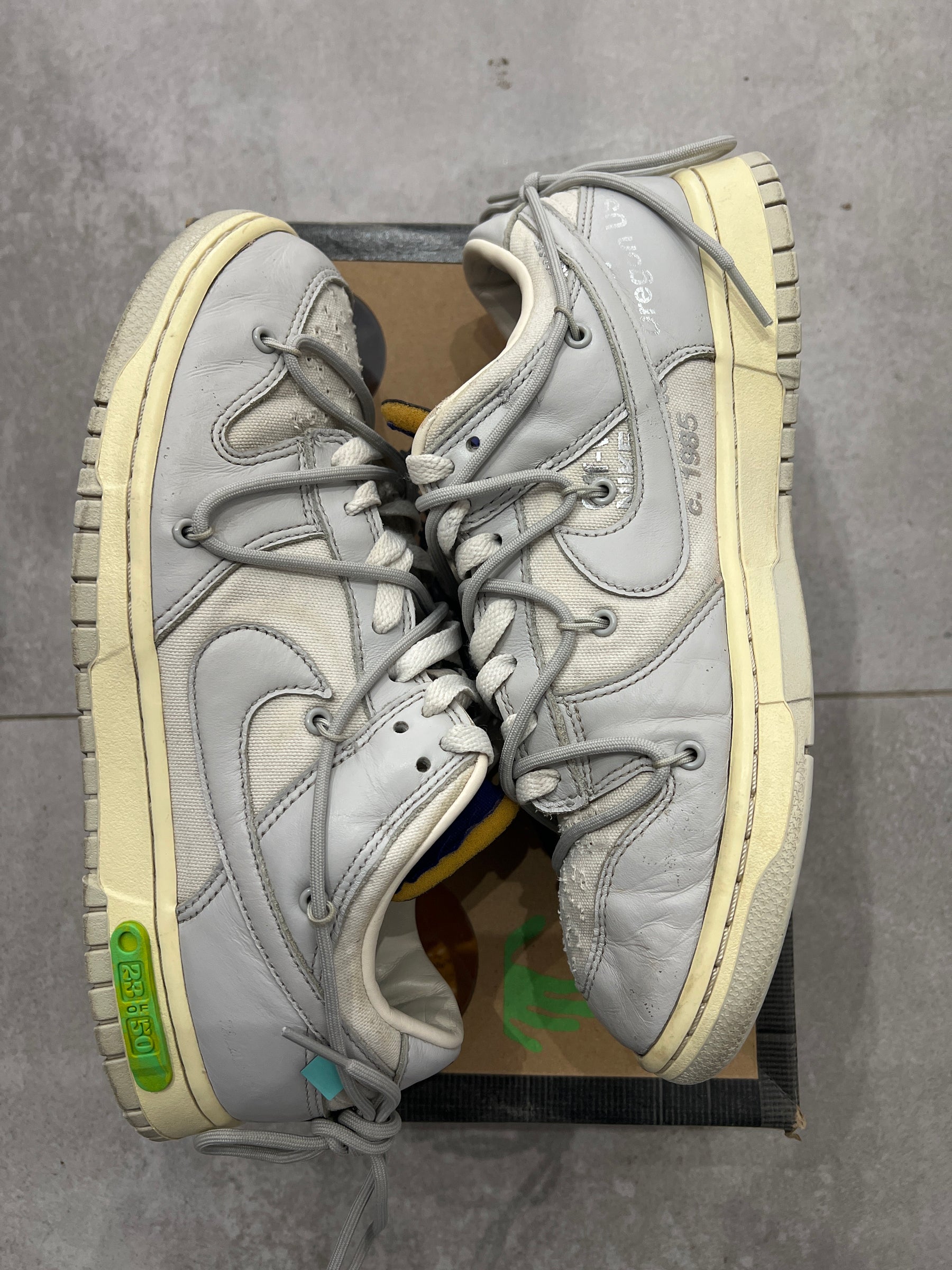 Dunk x off-white lot23