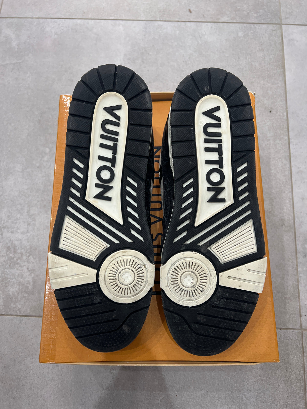 Louis Vuitton Trainer Denim Black