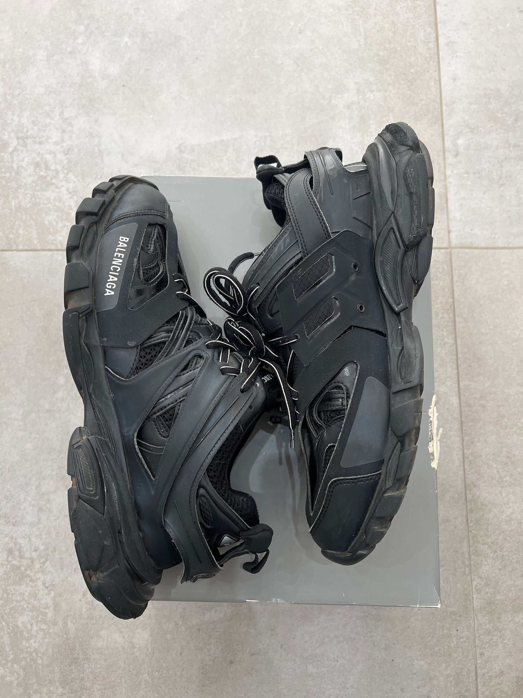 Balenciaga Track Black