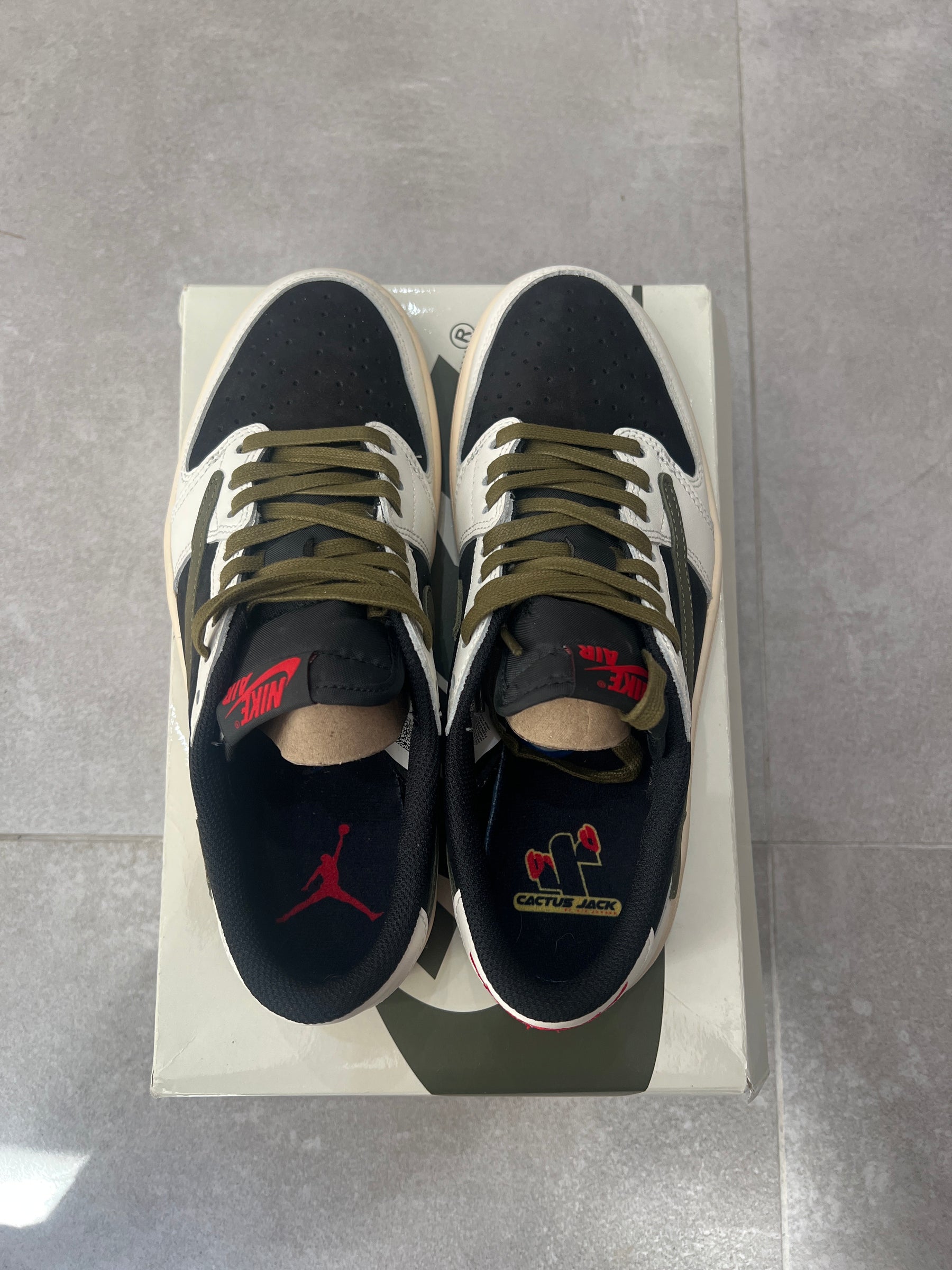Jordan 1 Low x Travis Scott Olive