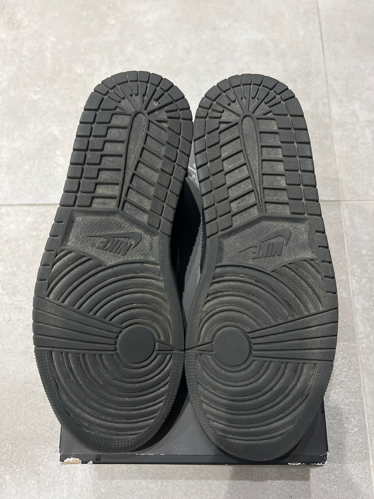 Jordan 1 Low x Travis Scott Black Phantom