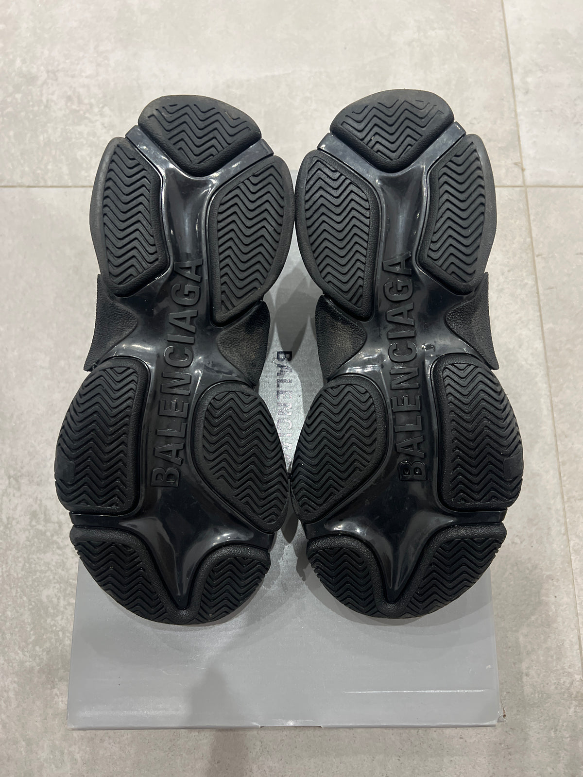 Balenciaga Triple S/3S Patent Black