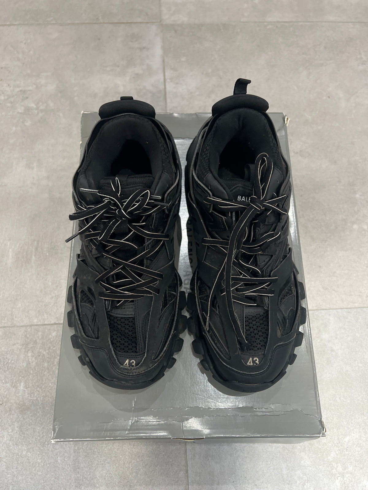 Balenciaga Track Black